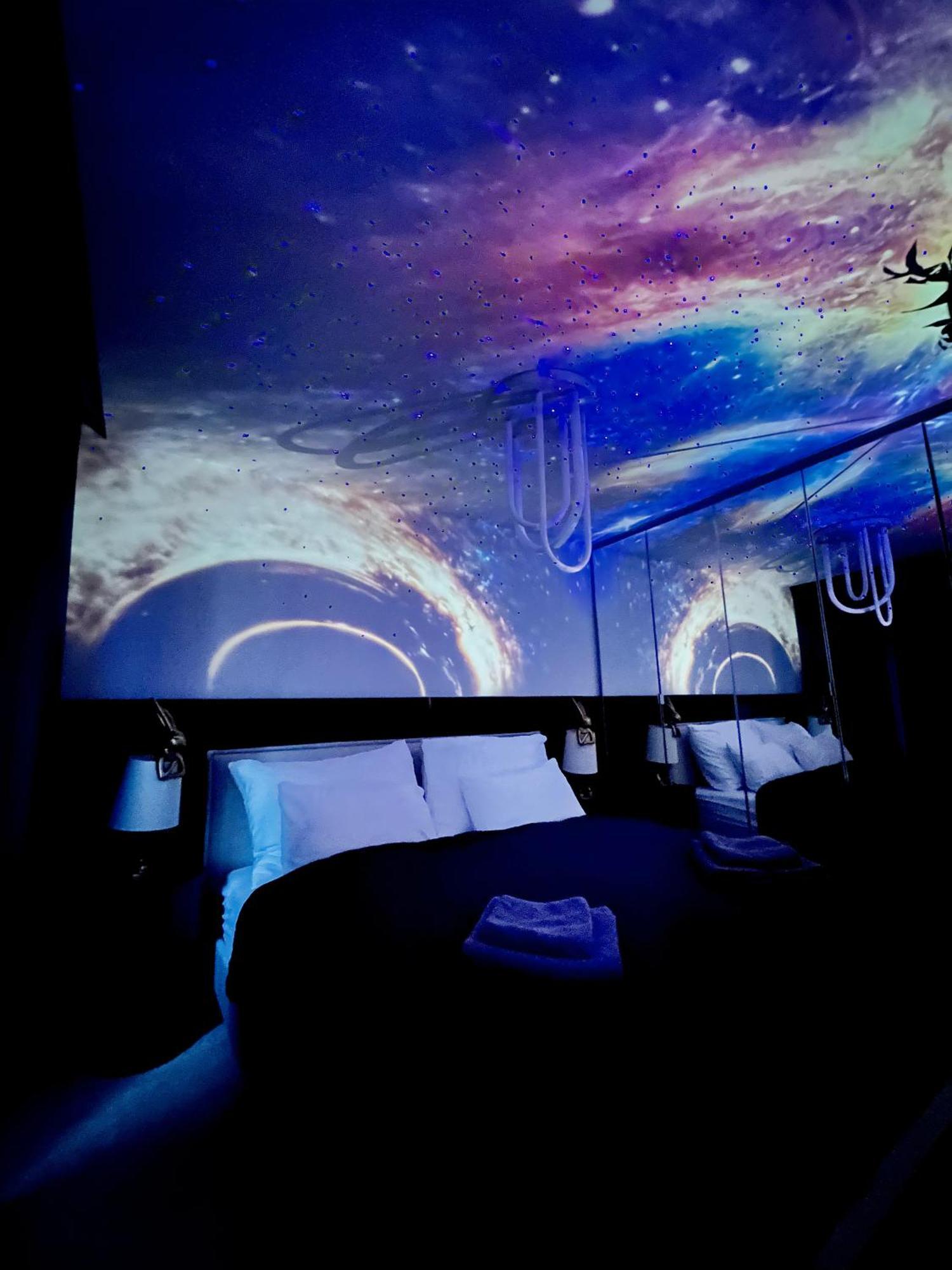 Apartment Ambient Lounge With Sundeck And Free Parking *