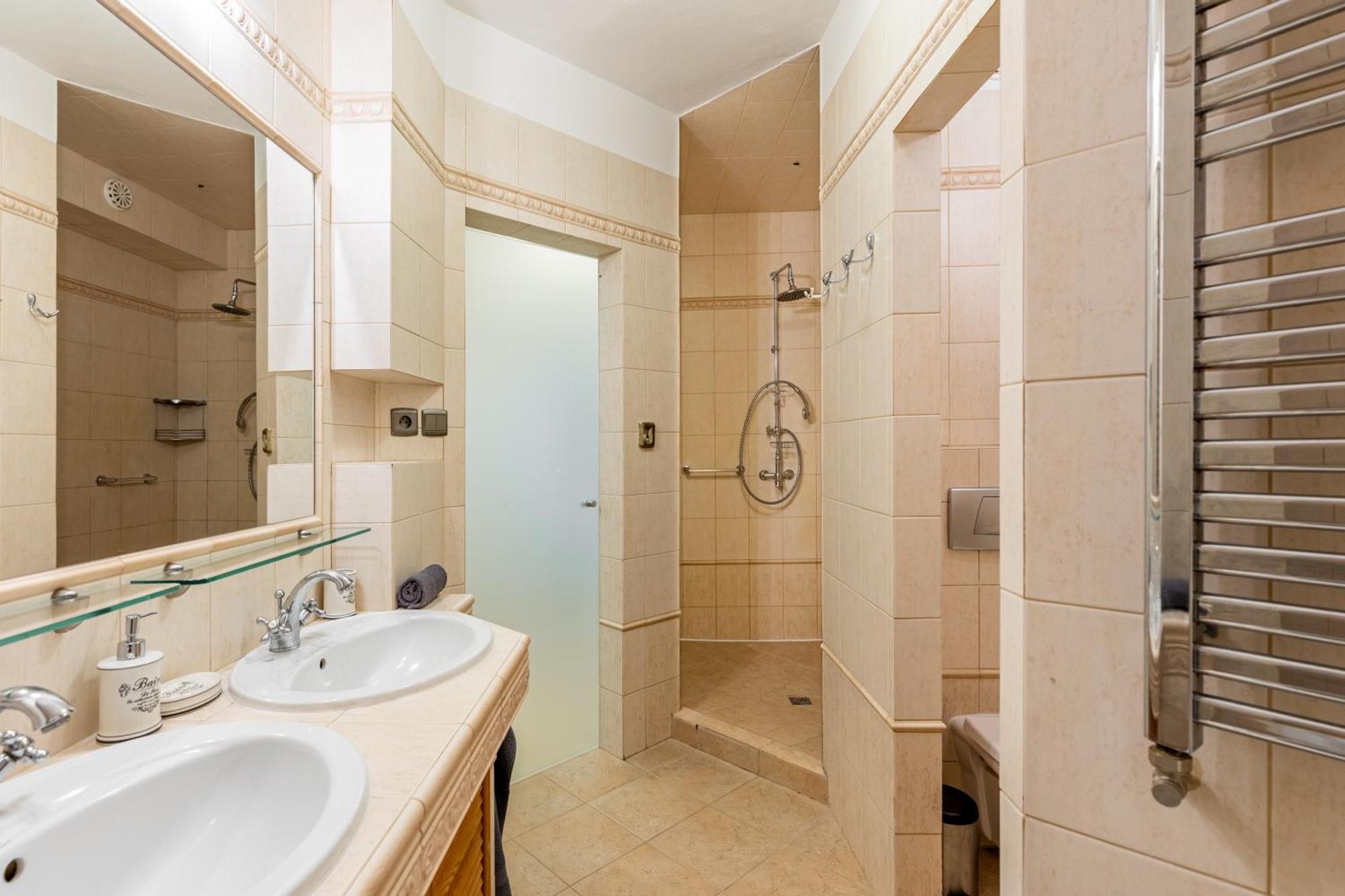 Castle Vista Getaway, Free Parking Bratislava