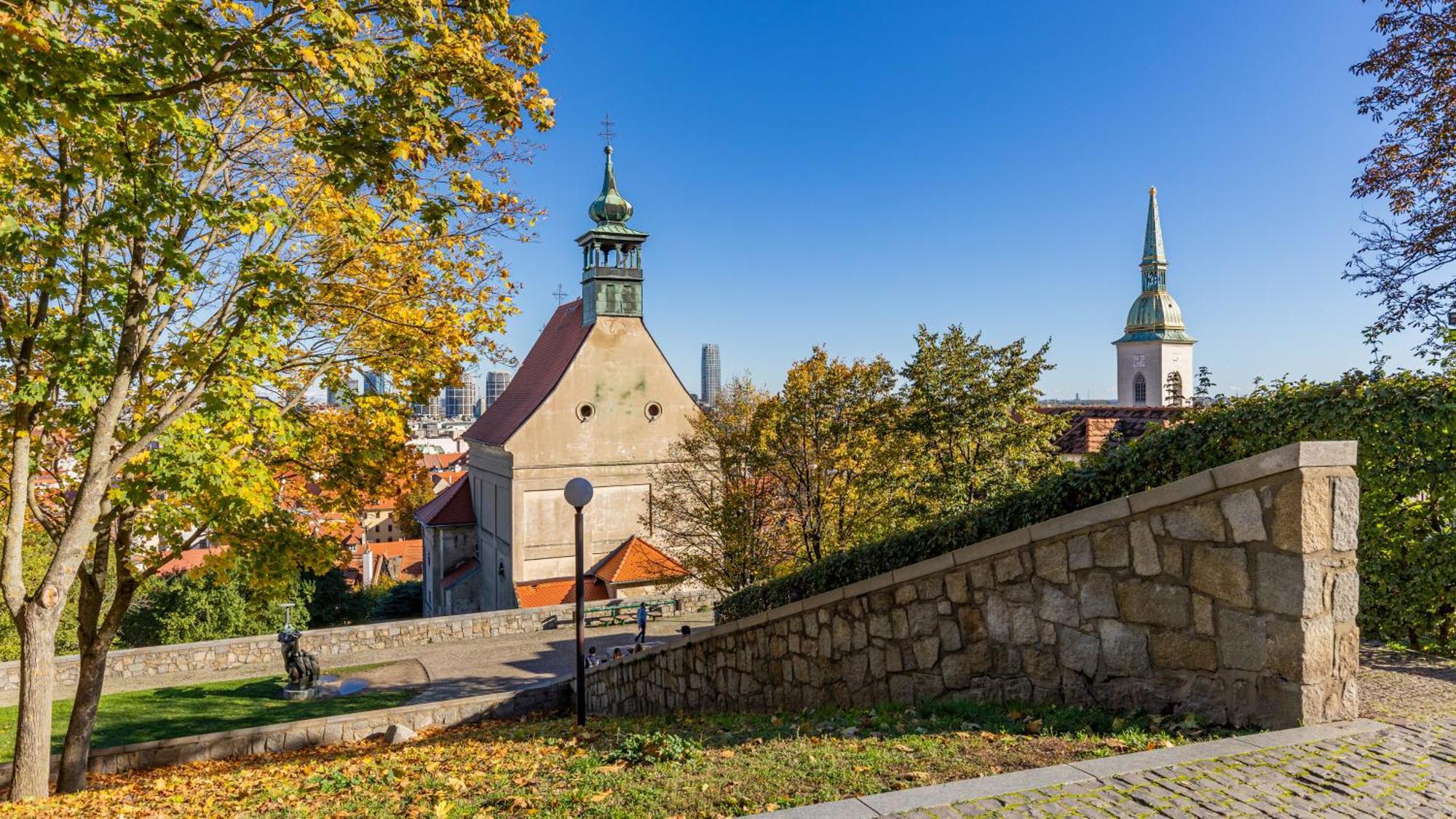 Castle Vista Getaway, Free Parking Apartment *