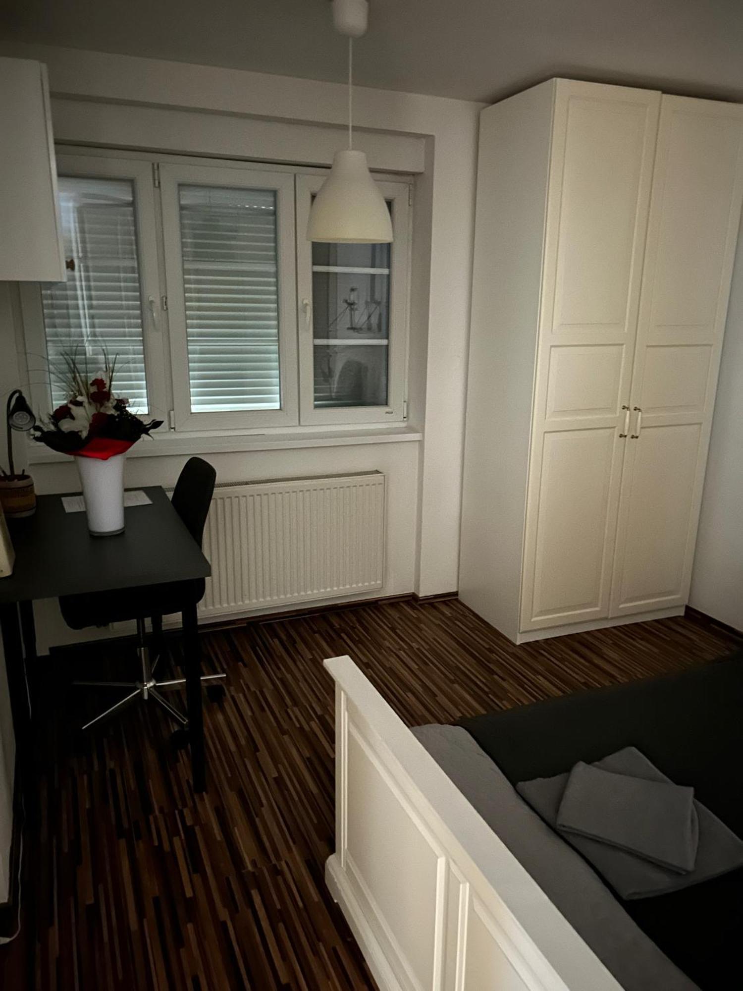 Milet Style And Spacy 2 Room Apartment With Ac In Bratislava Nivy * Bratislava