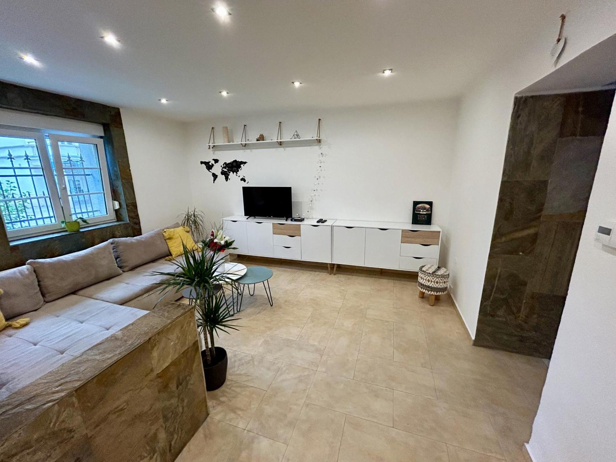 Milet Style And Spacy 2 Room Apartment With Ac In Bratislava Nivy * Bratislava