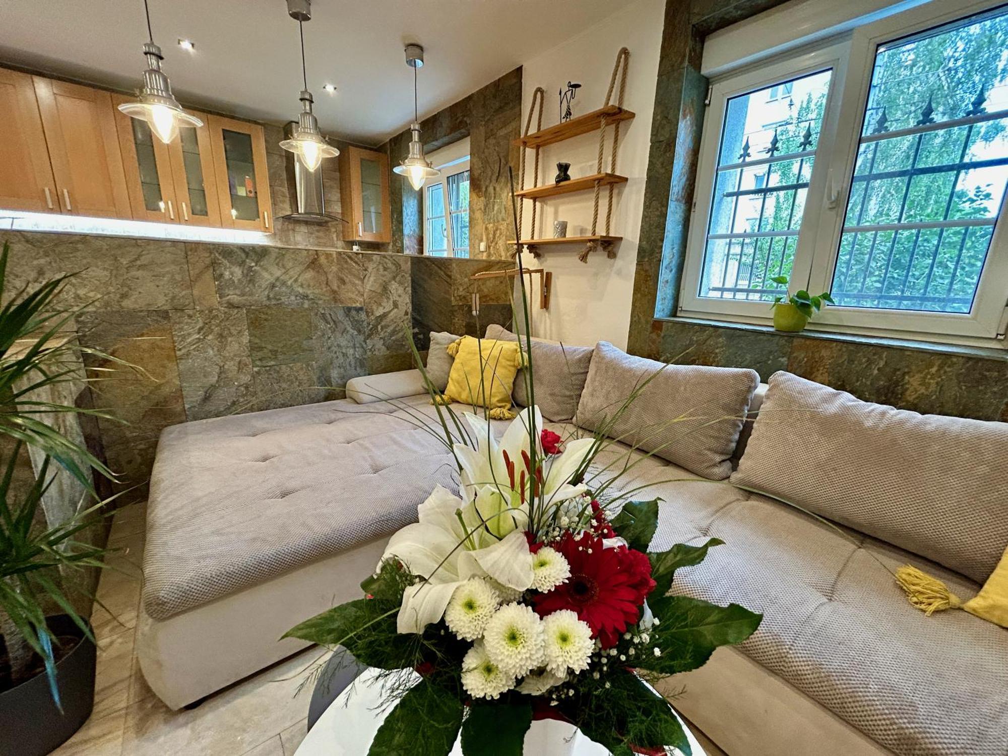 Milet Style And Spacy 2 Room Apartment With Ac In Bratislava Nivy Apartment *