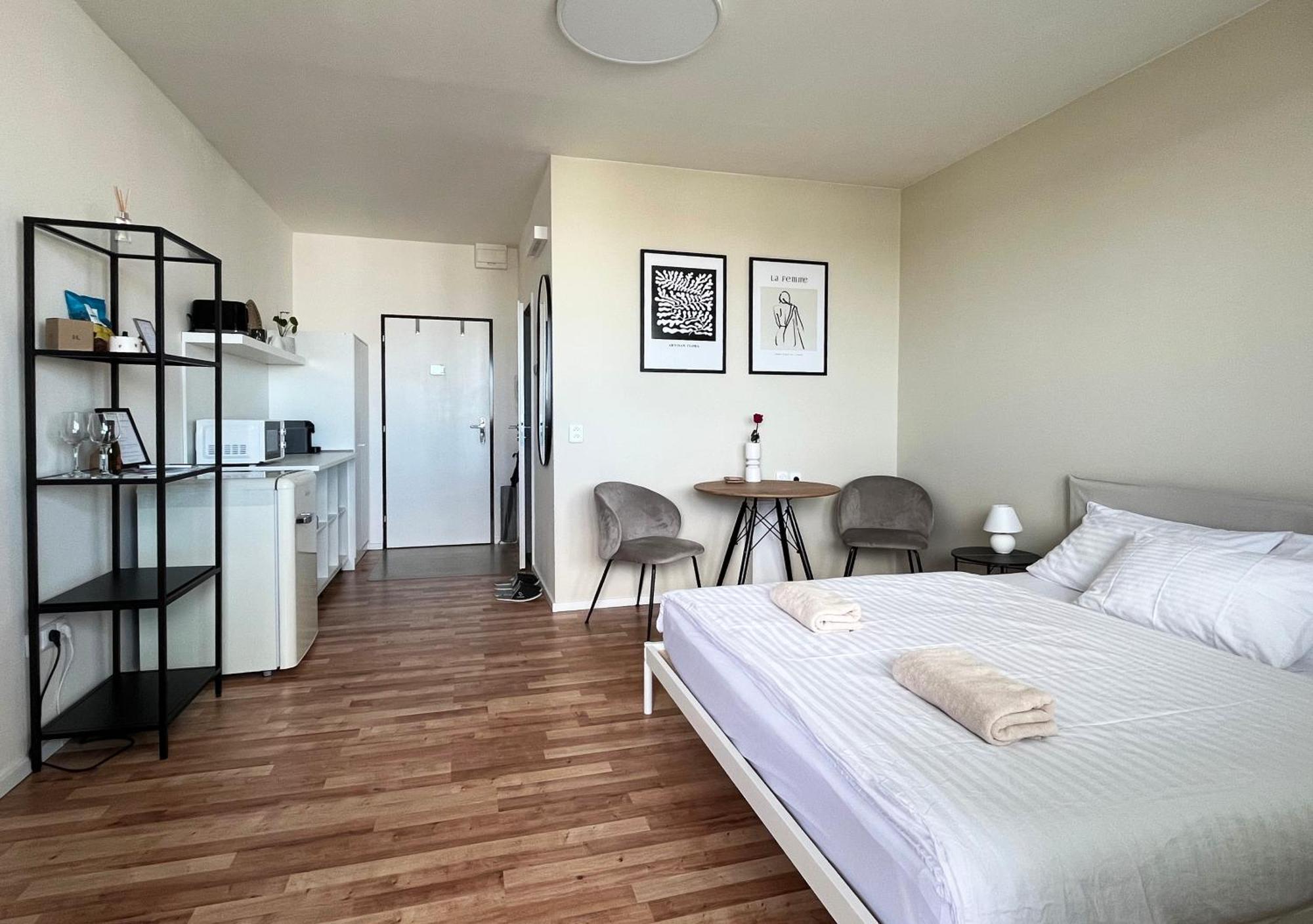 Apartment Air-conditioned Studio, Close To Centre & Tram Stop Bratislava