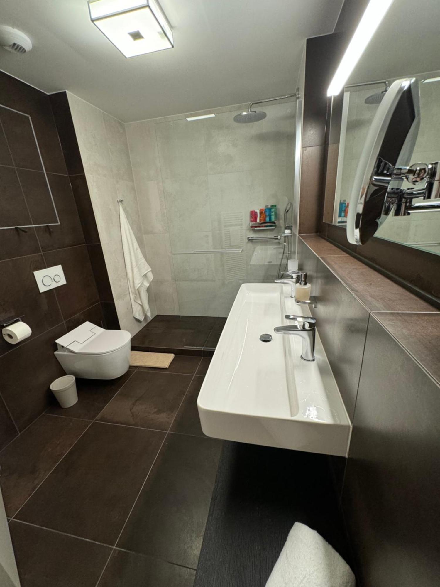 New Eurovea Tower Apartment *