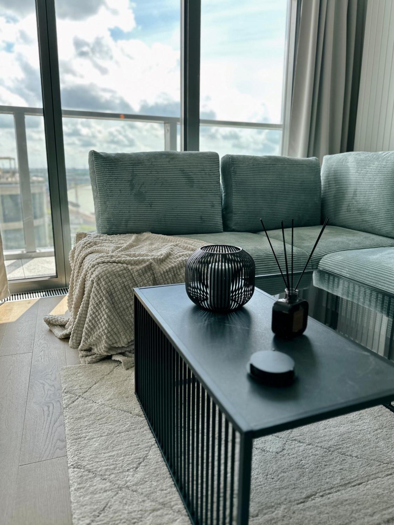 Apartment Danube River Front, Skyscraper Bratislava