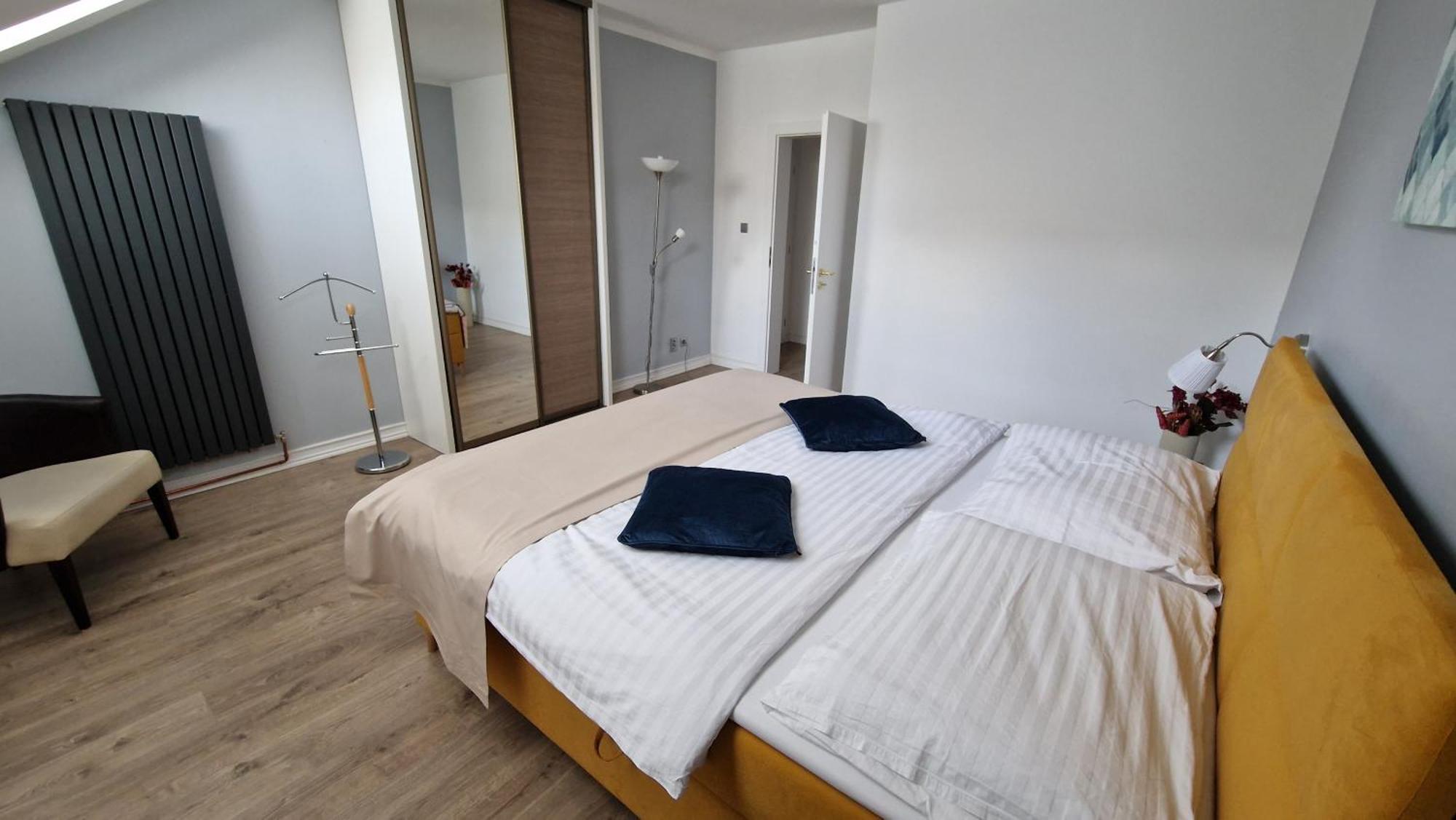 Free Parking Apartment *