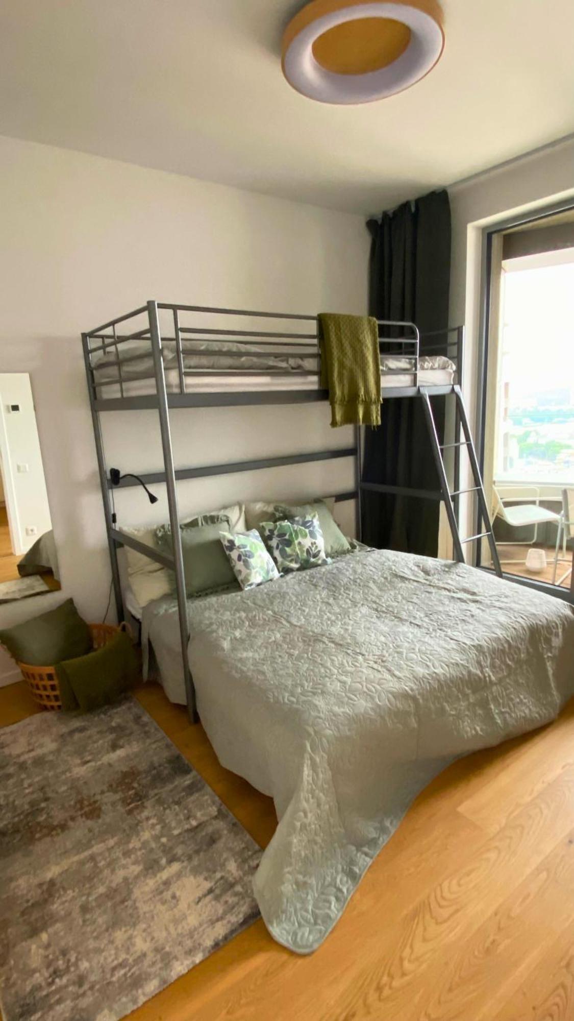 Apartment Luxury In Skypark Residence, 26th Floor - Castle View, Parking Free Bratislava