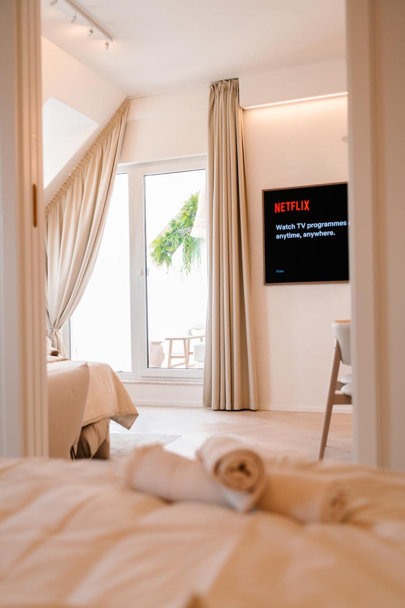New Design Top-class Next To The Castle-free Parking-terrace Apartmán Bratislava