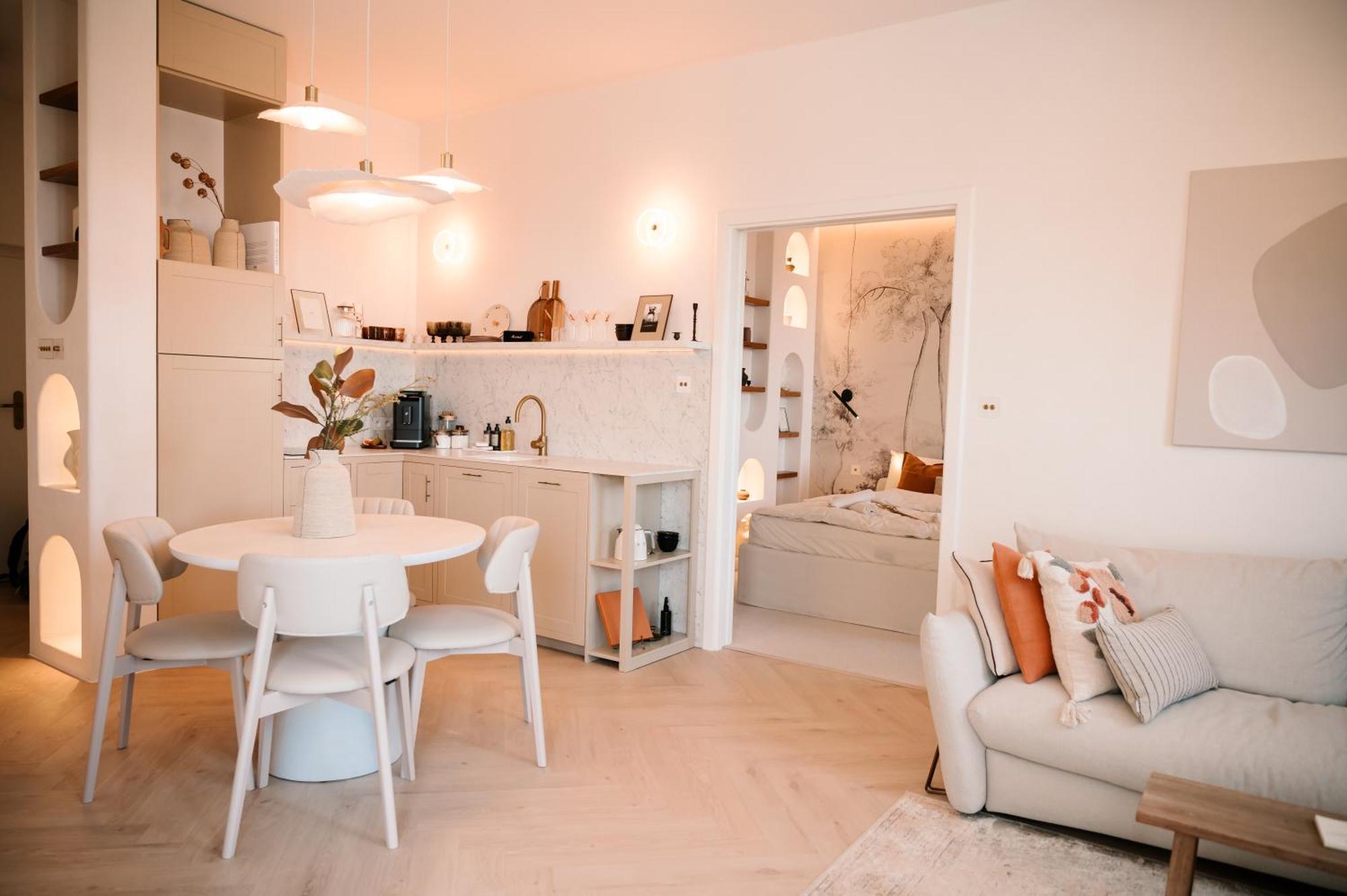 New Design Top-class Next To The Castle-free Parking-terrace Apartmán *