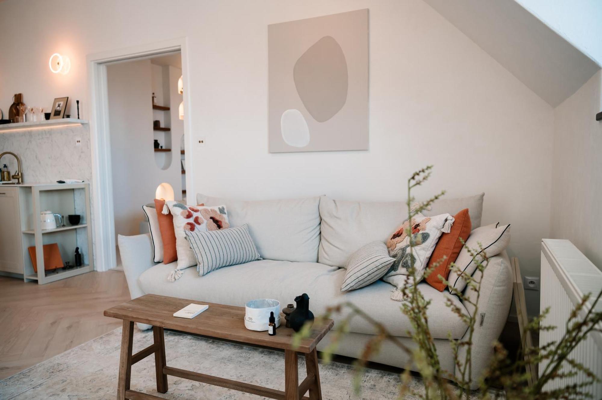 New Design Top-class Next To The Castle-free Parking-terrace Apartment