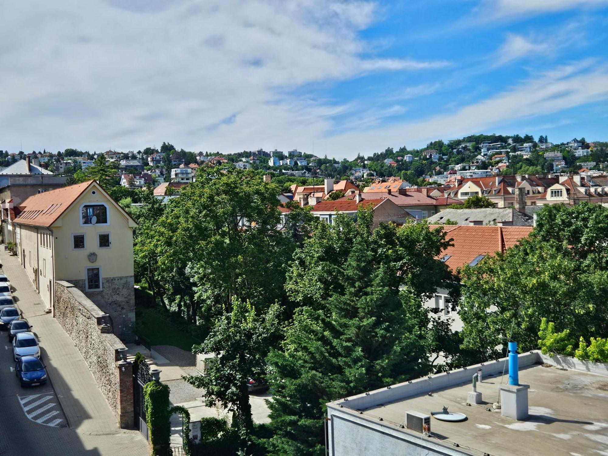 Apartmán New Design Top-class Next To The Castle-free Parking-terrace