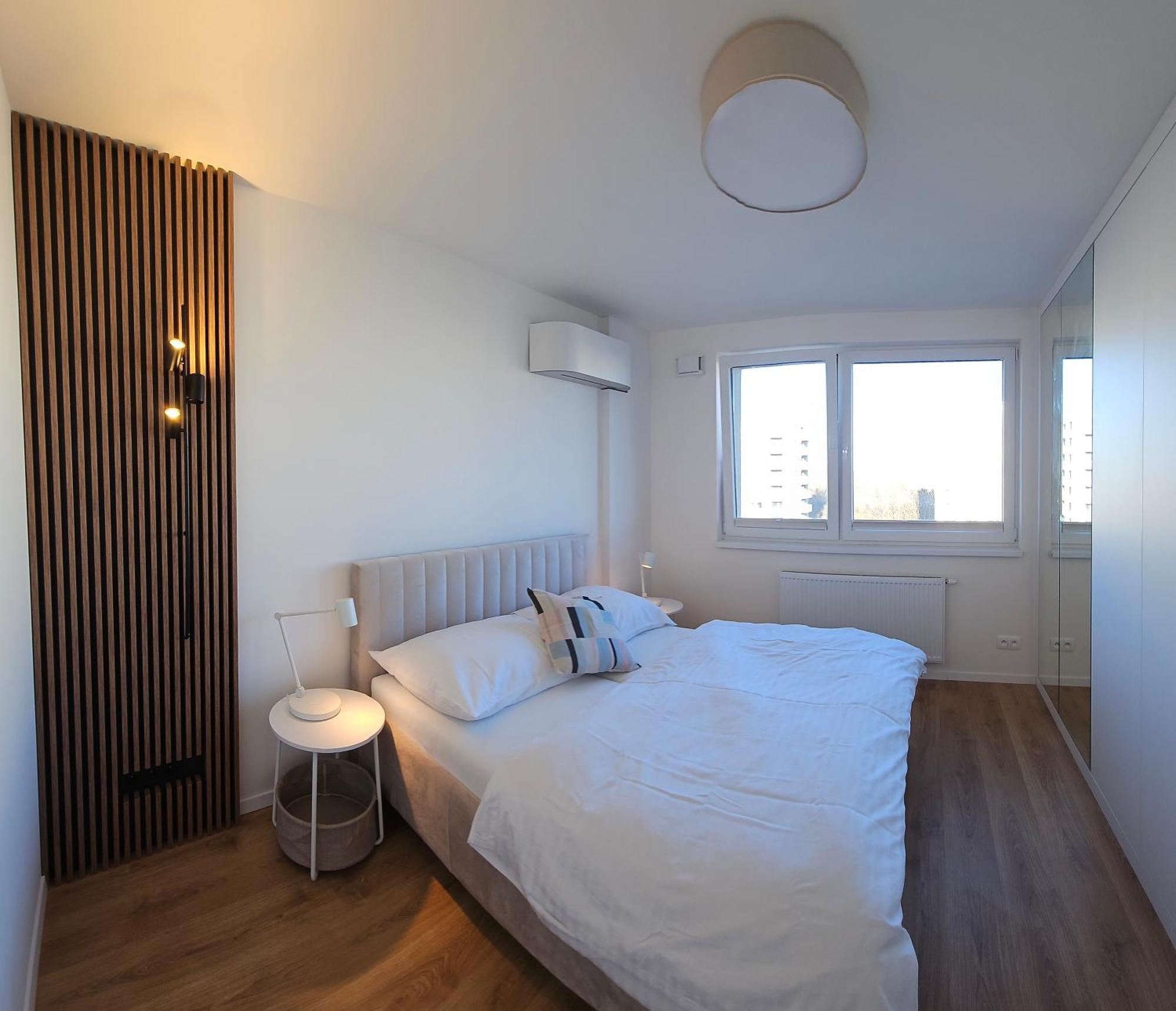 3 With Parking, Air Condition Near Airport Apartment *