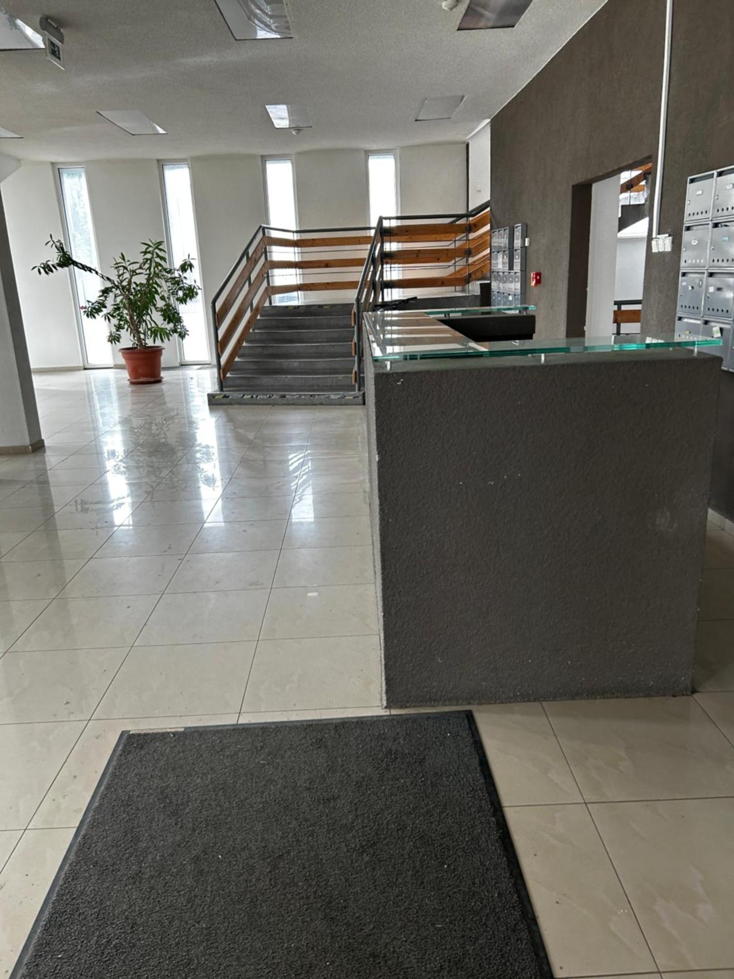 1 - Izbovy S Kupelnou