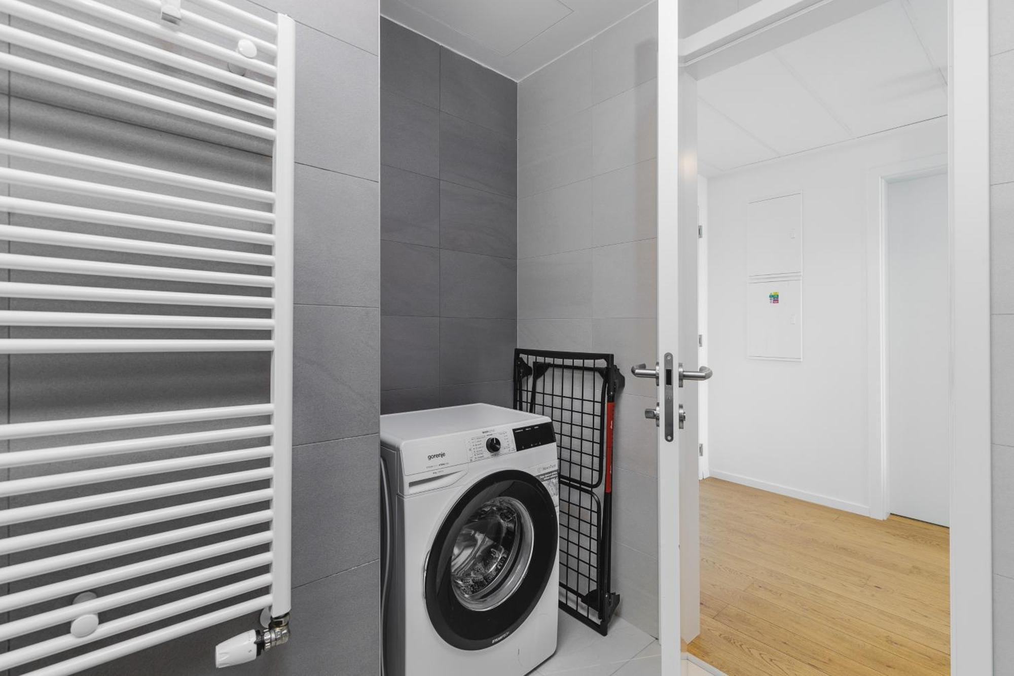 Sky Park 1 - Luxurious #instaworthy In Downtown Center With Included Parking, Address In Town Apartment Bratislava