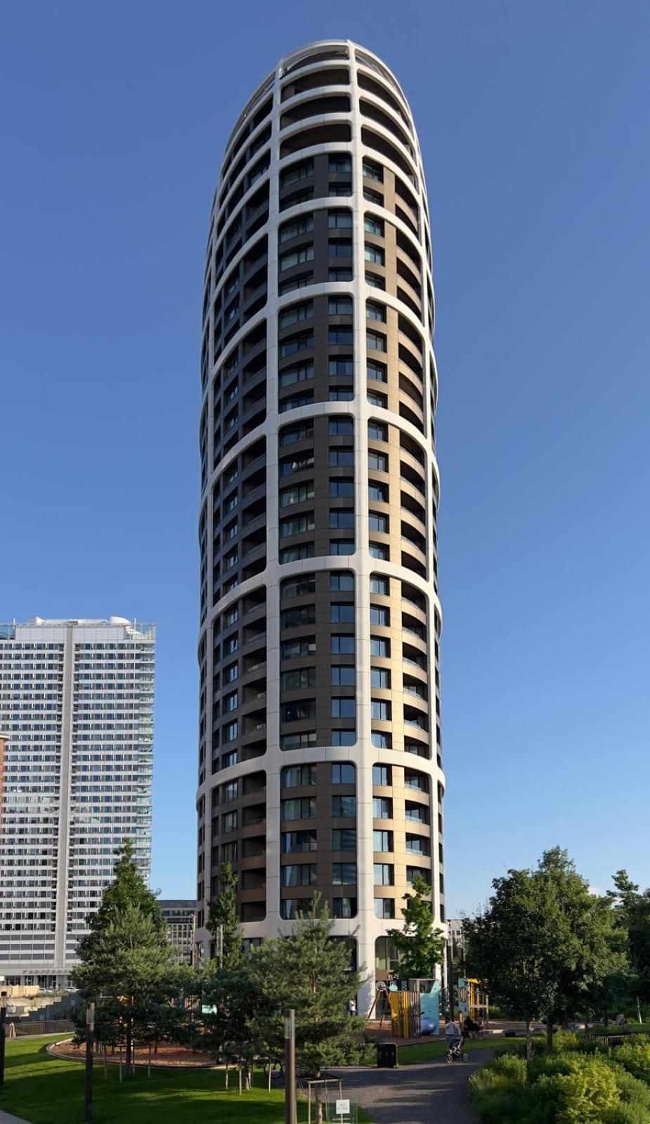 Apartment Sky Park 1 - Luxurious #instaworthy In Downtown Center With Included Parking, Address In Town