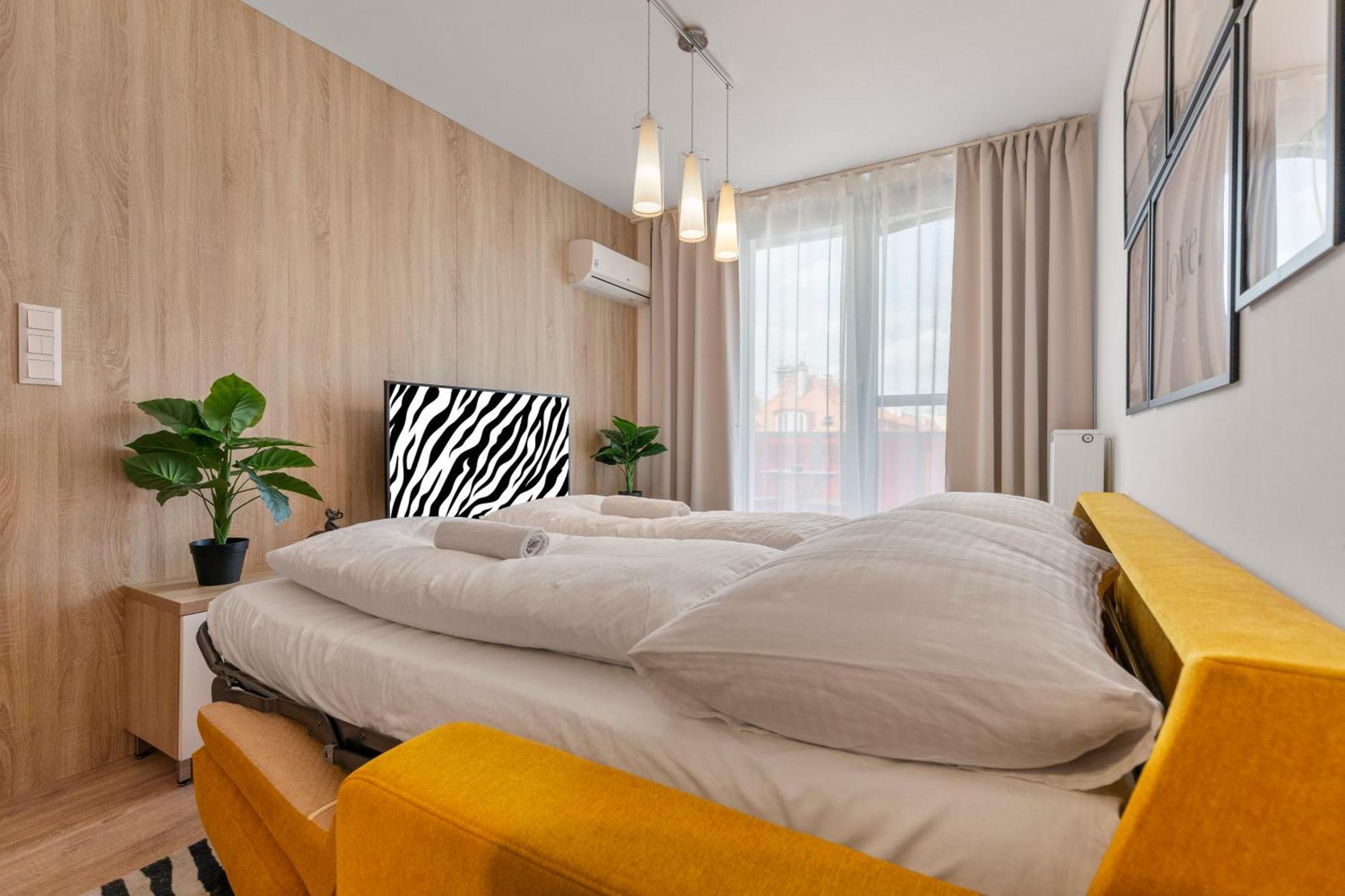 Apartment Lam Safari - Balcony - Ac - Free Parking Bratislava