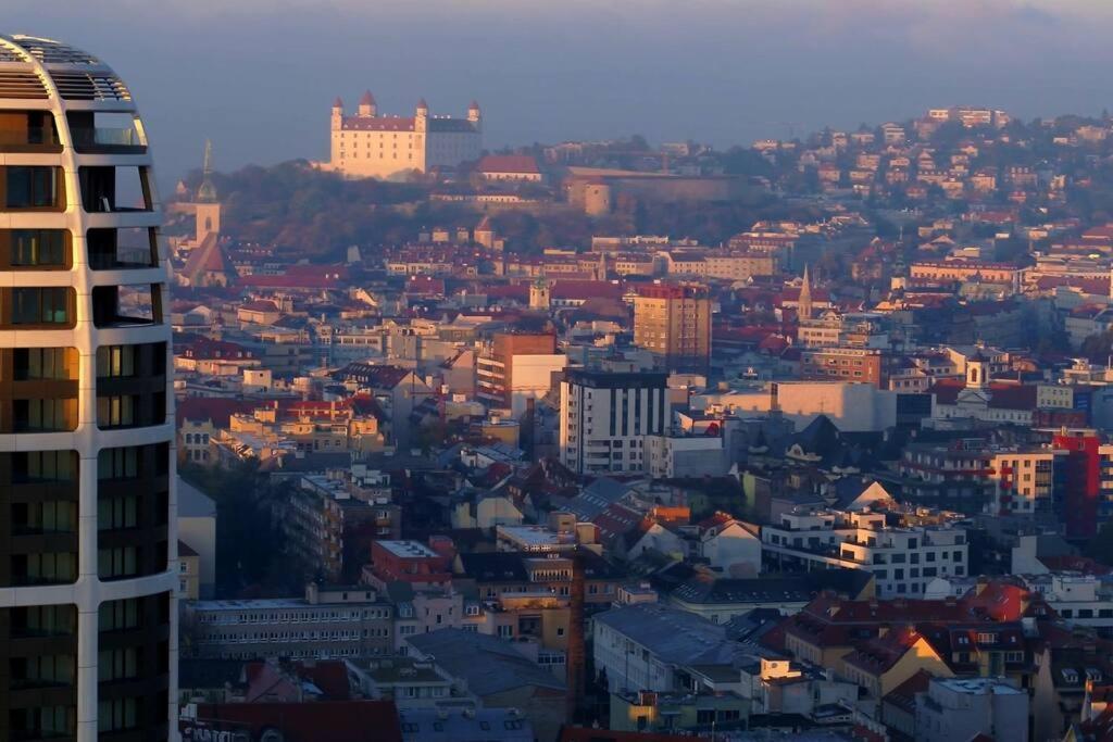 Sky Park Castle-amazing View Apartment Bratislava