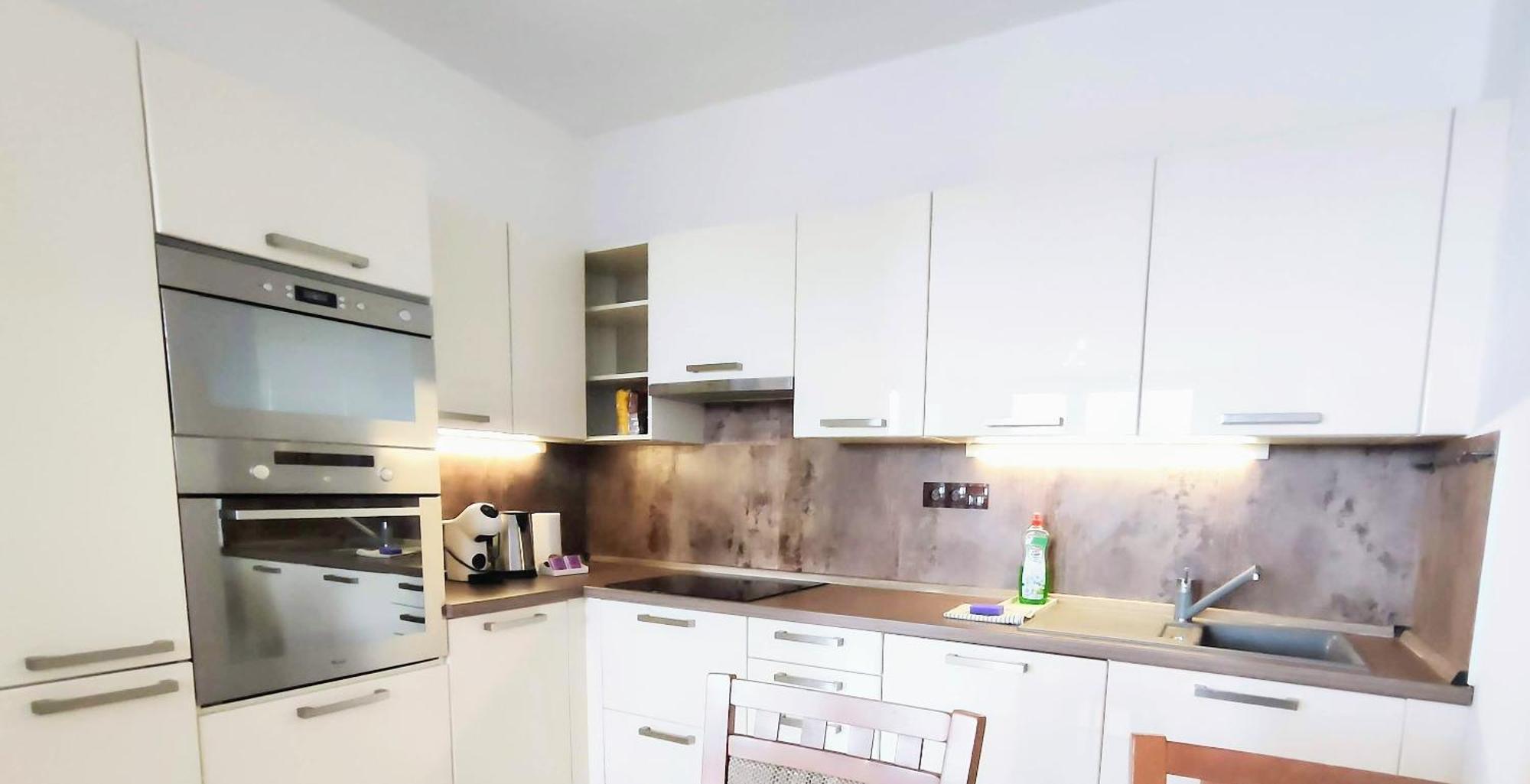 Apartment Mills - Free Parking - Balcony With View - Close To Nivy Mall