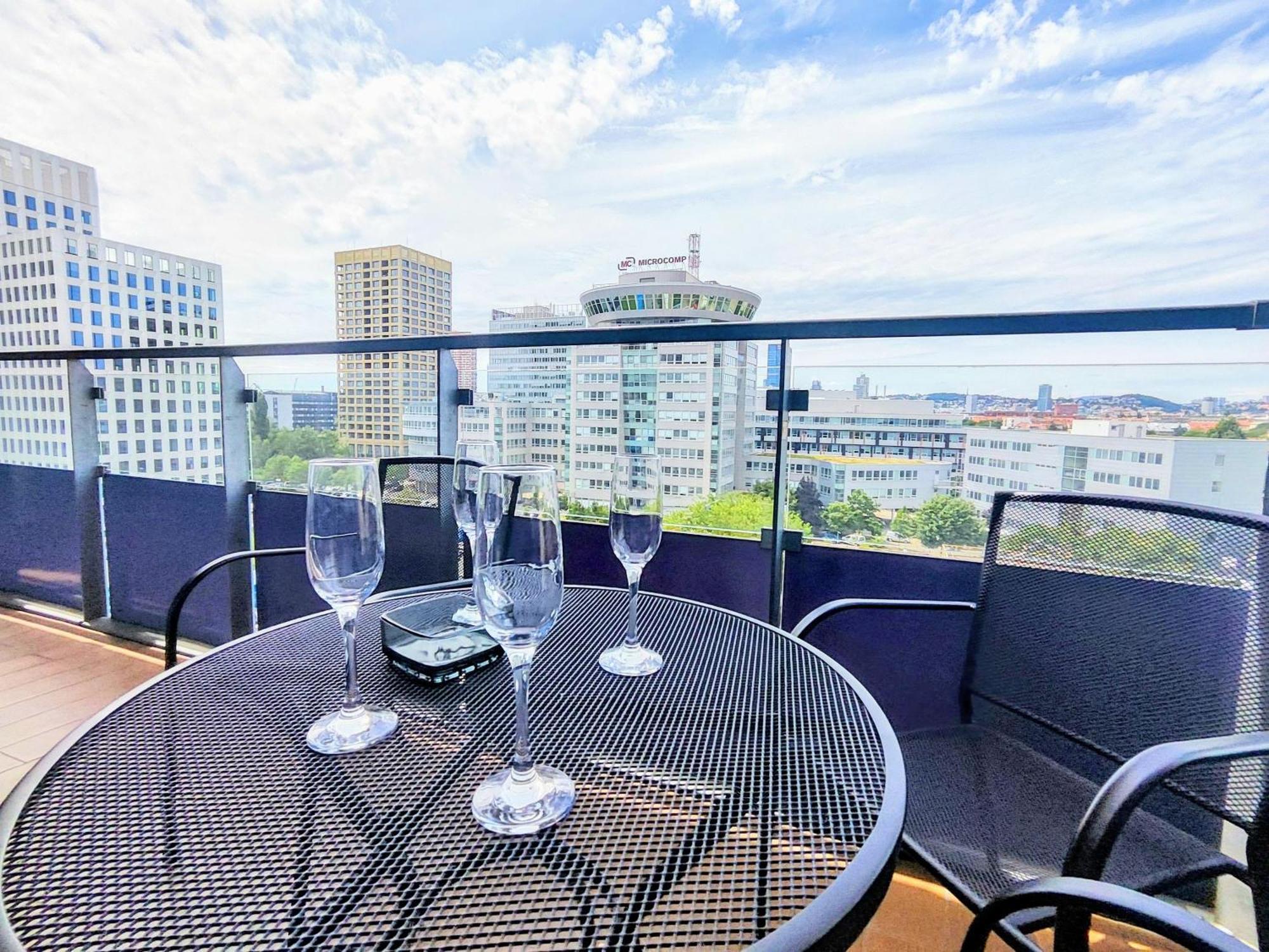Mills - Free Parking - Balcony With View - Close To Nivy Mall