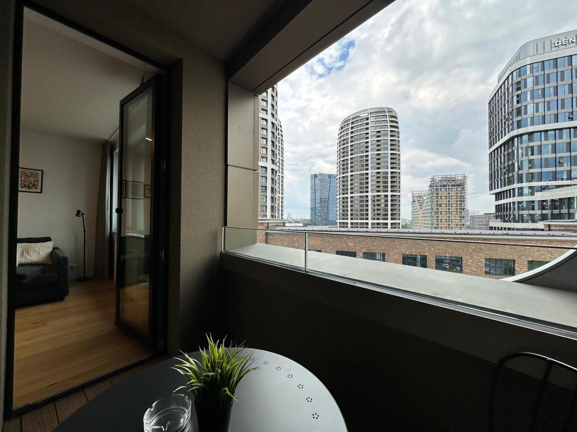 Sky1 Modern Aptm With Rooftop View 30 Floor Apartment *