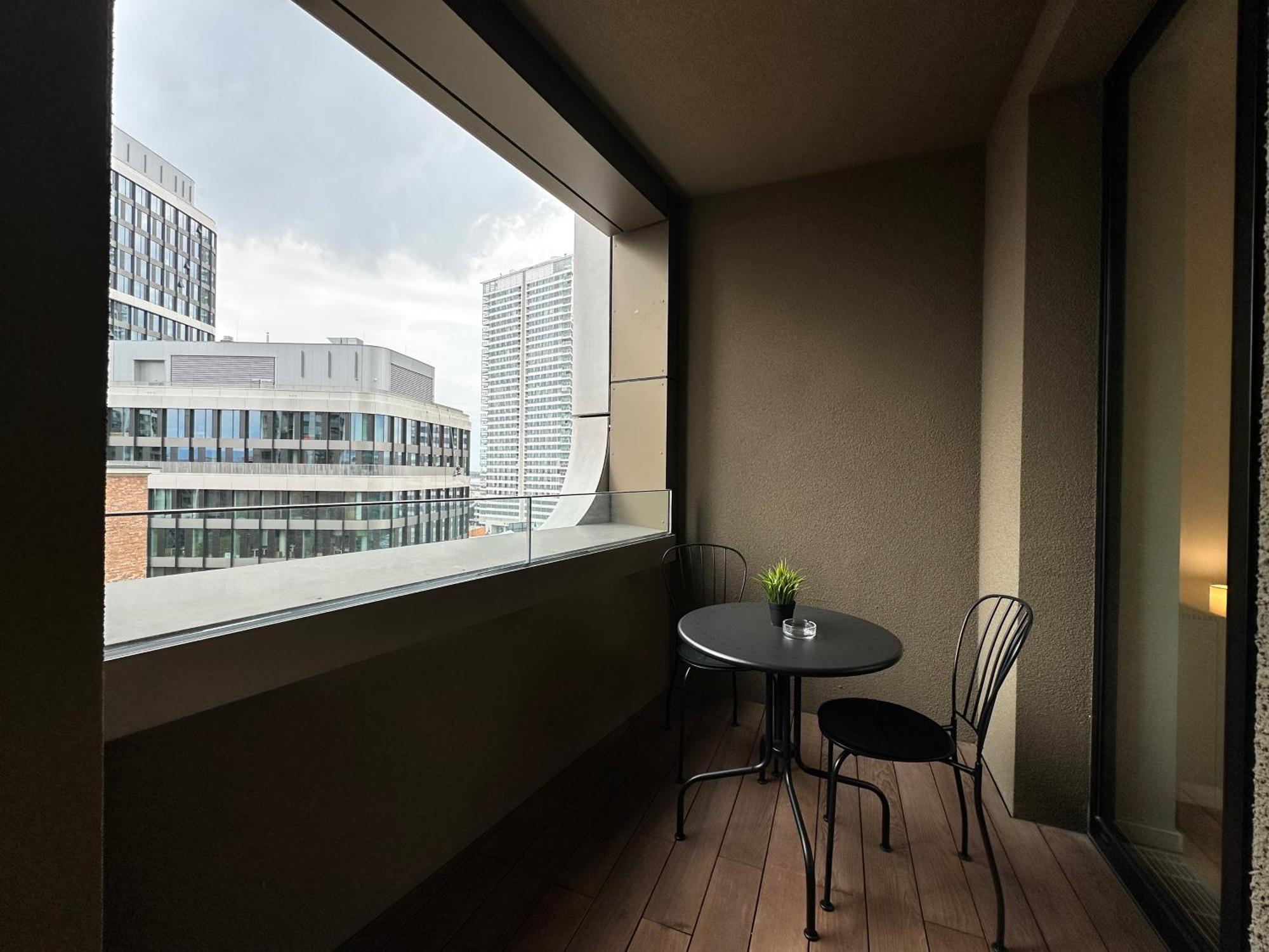 Apartment Sky1 Modern Aptm With Rooftop View 30 Floor