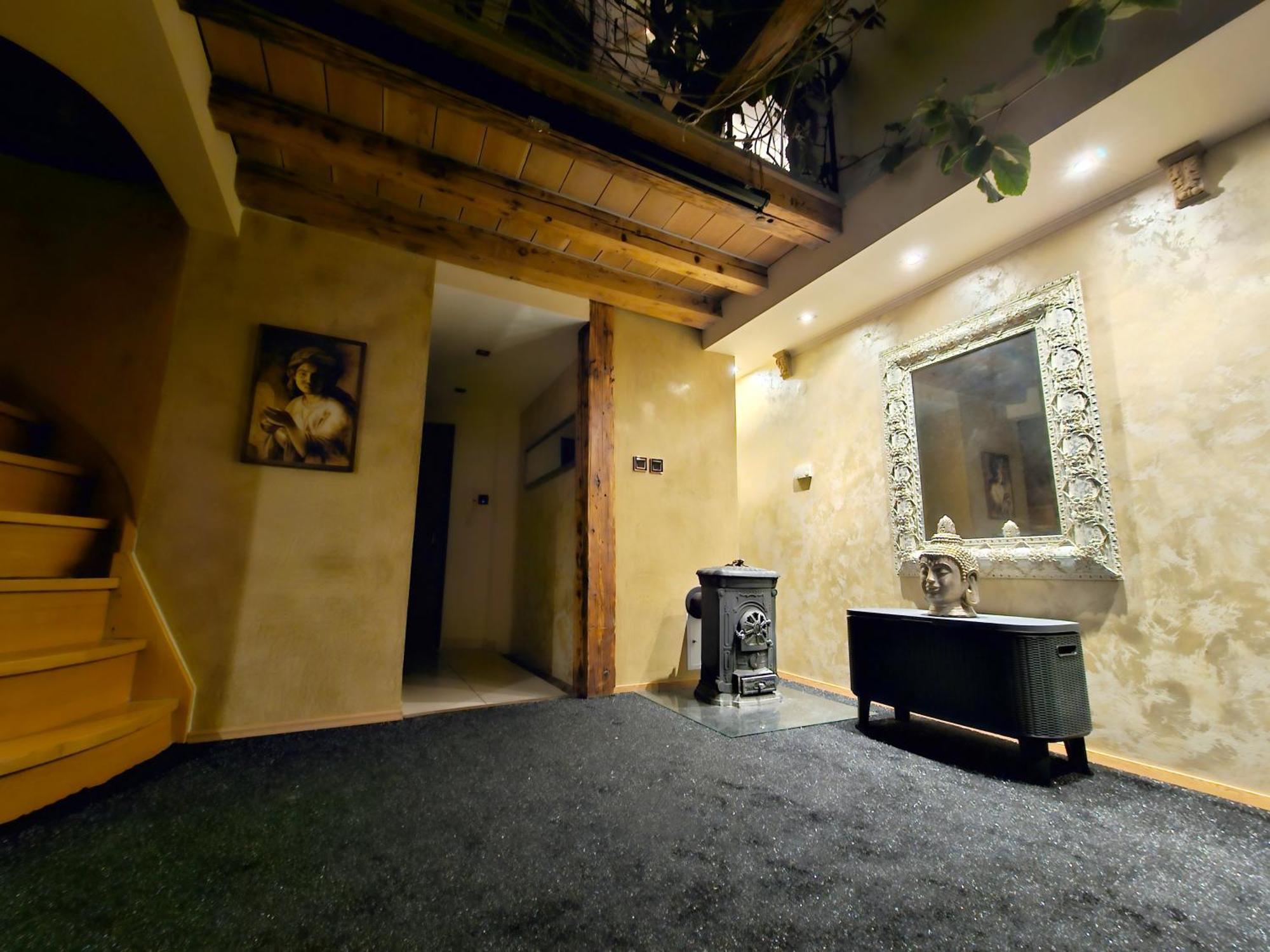 Apartment 69 - Old Town, 125m2, Free Parking, View Bratislava