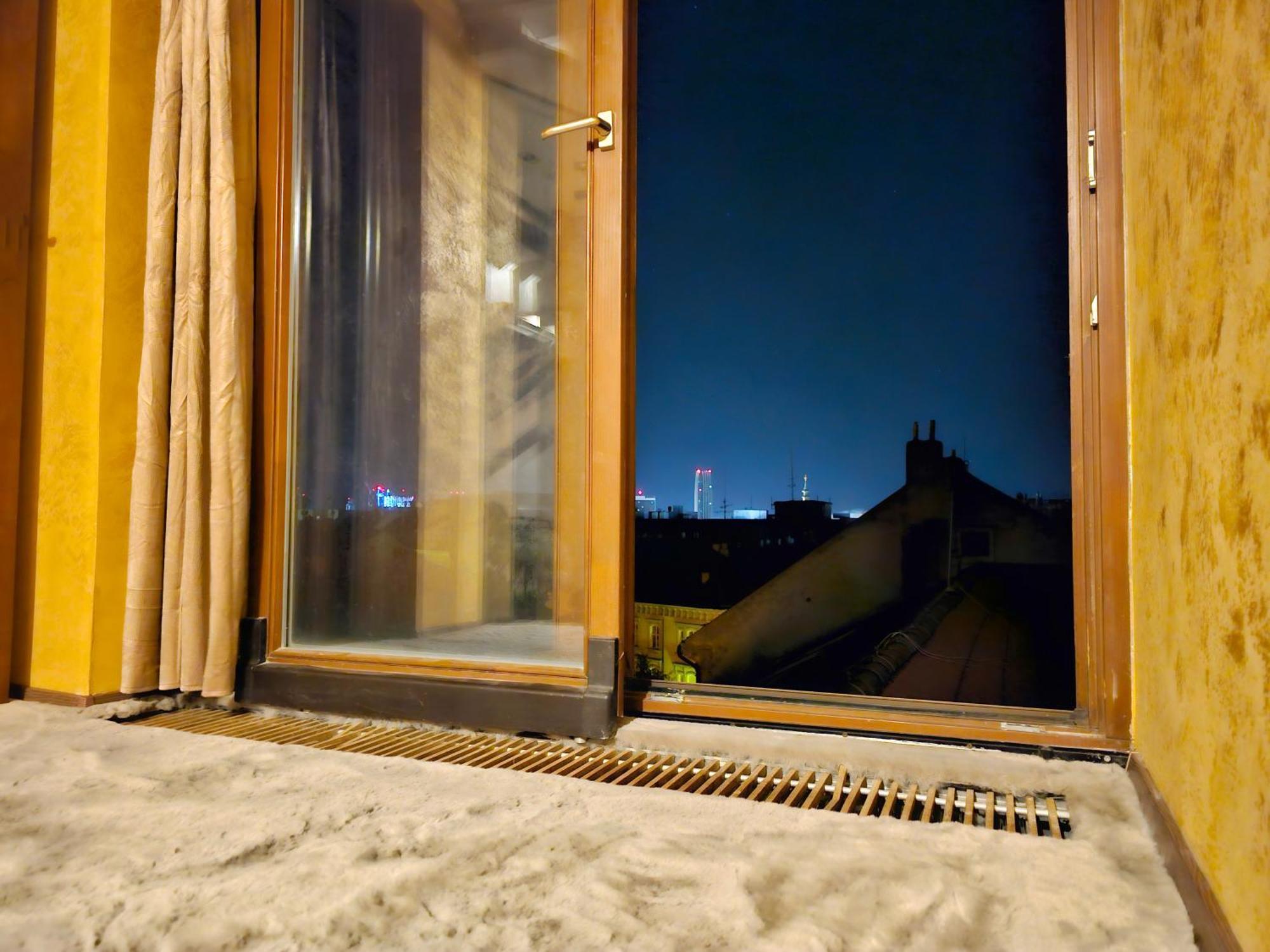 69 - Old Town, 125m2, Free Parking, View Bratislava