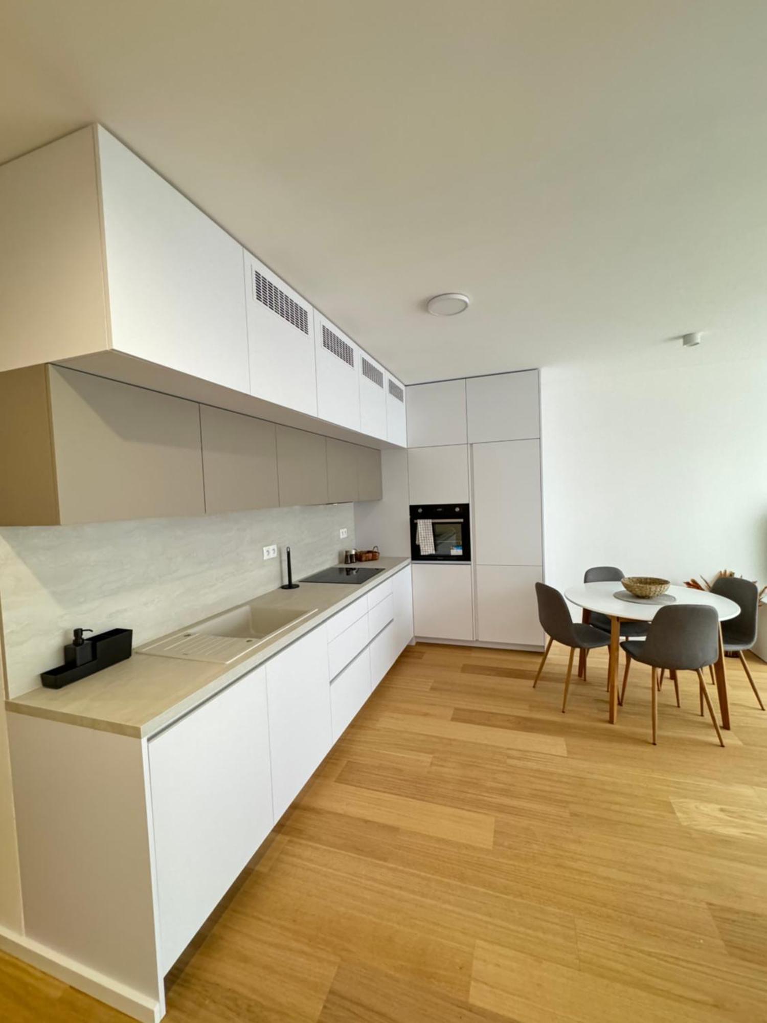 Aurora Apartment
