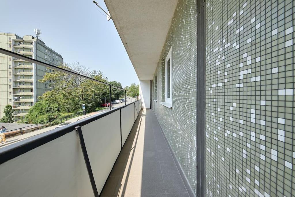 Riverside Center, 3 Bedroom Garage * Bratislava