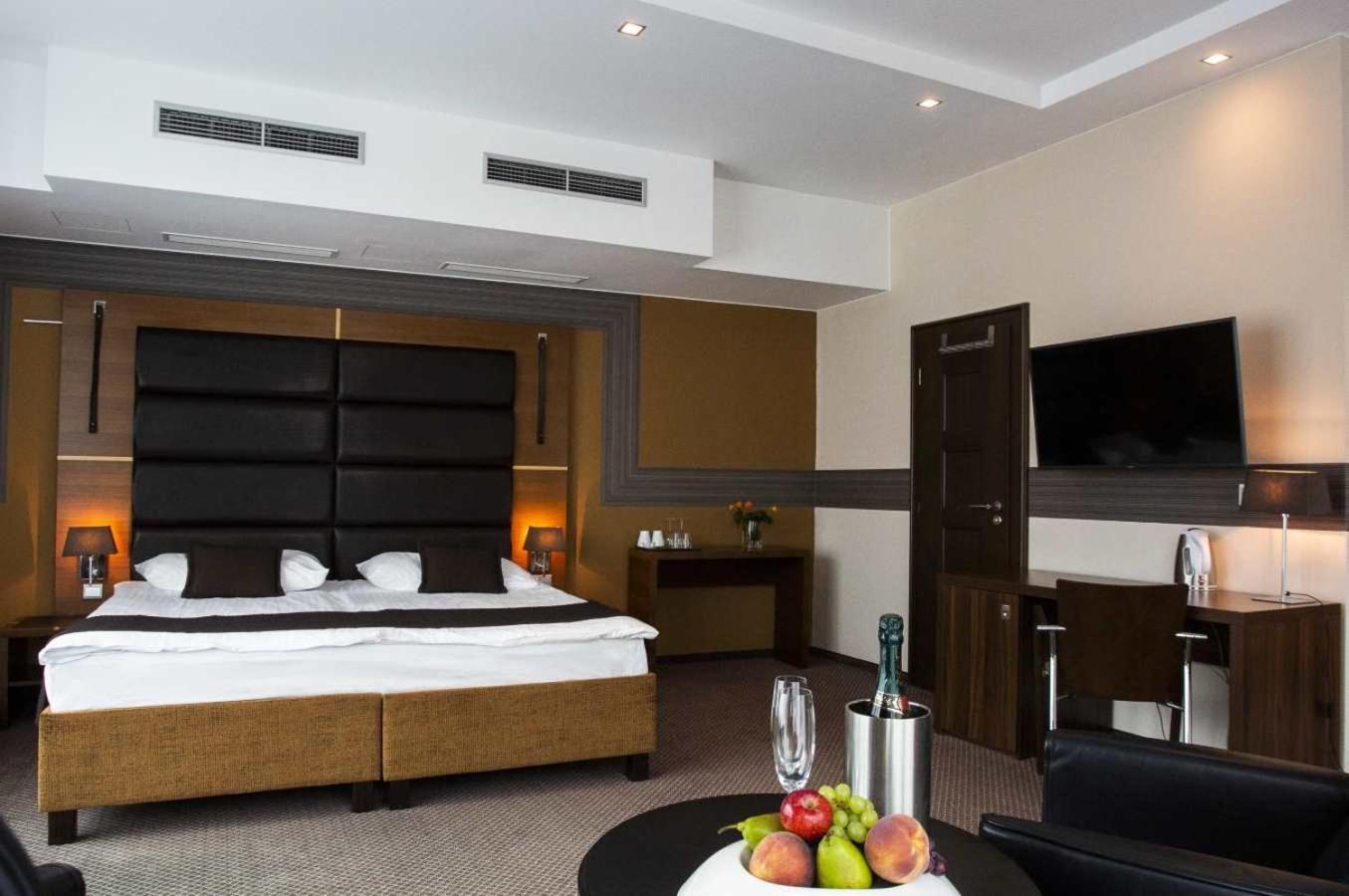Hotel Art William 4*