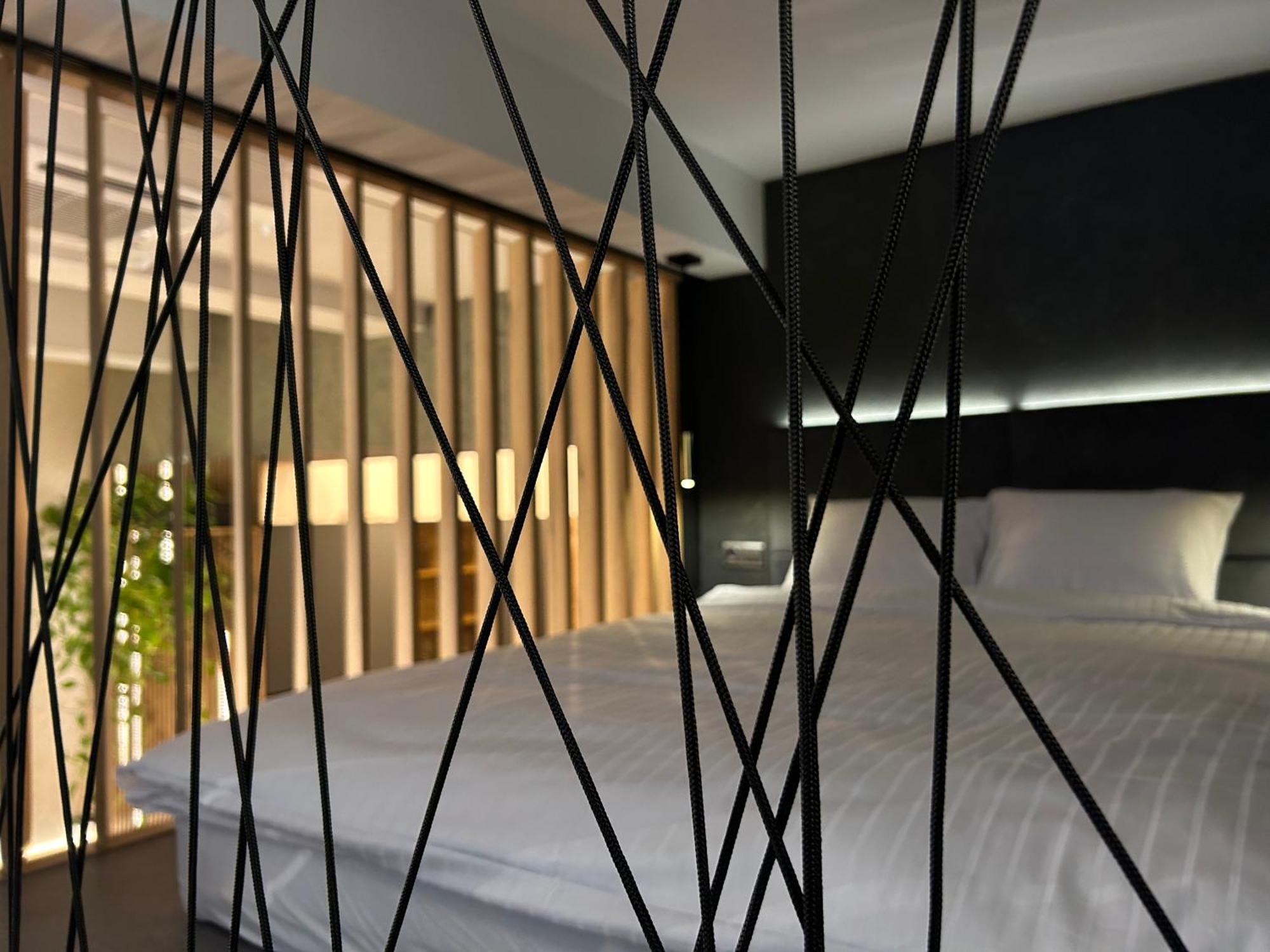 Leo Free Parking - President Palace Apartment