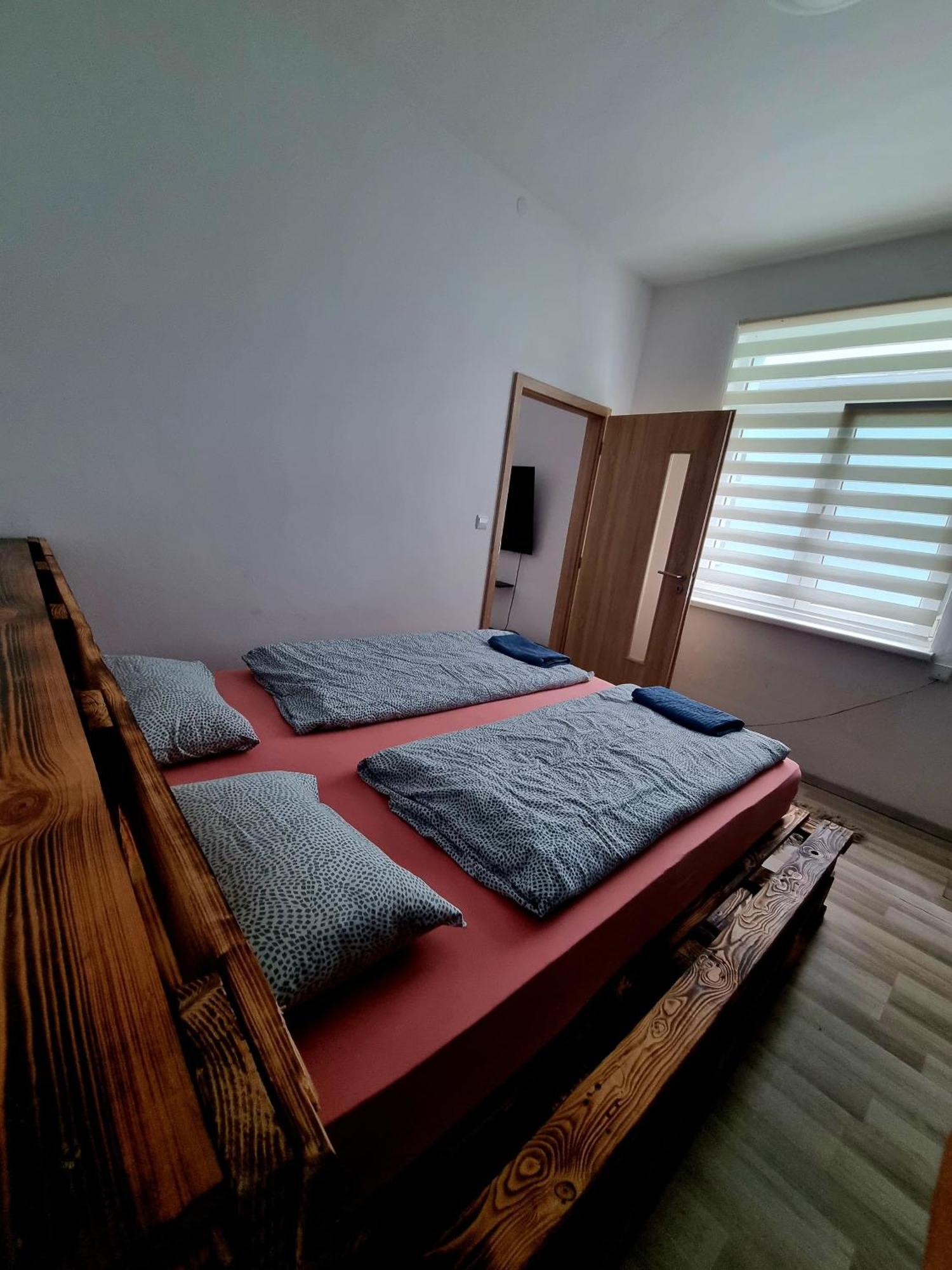 Center Location In Old Town Apartment *