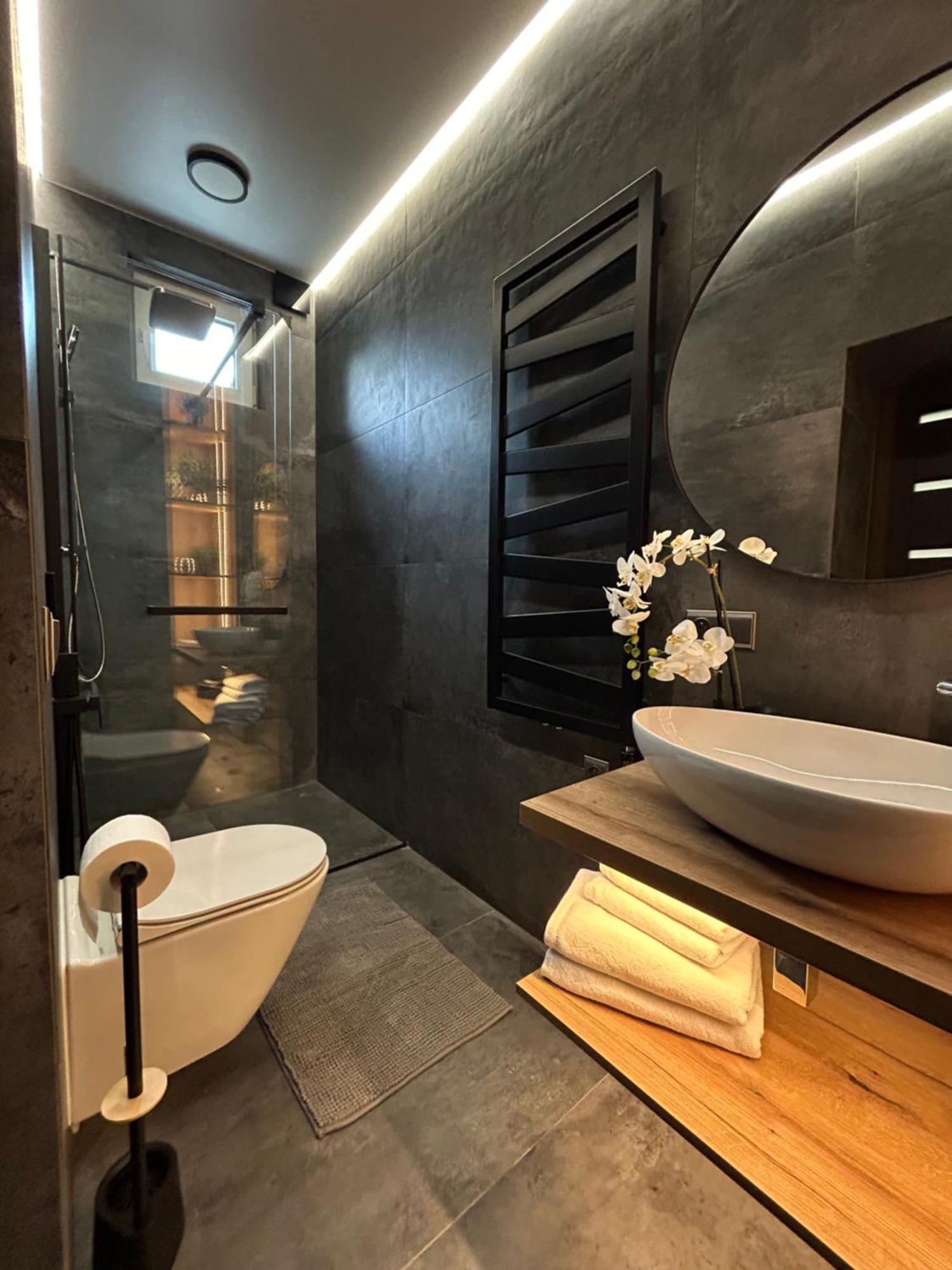 Leo & Private Zone - Old Apartamento Bratislava