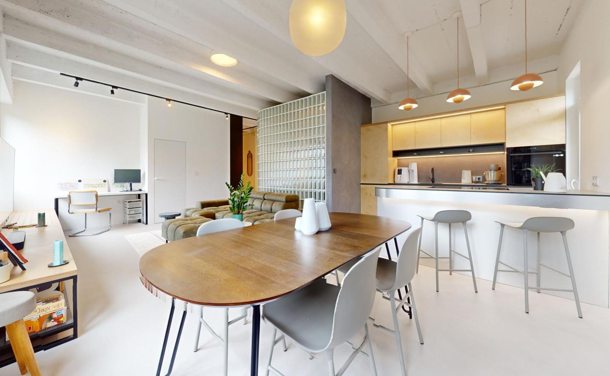 Apartment Urban Haven In Center With Free Parking Bratislava