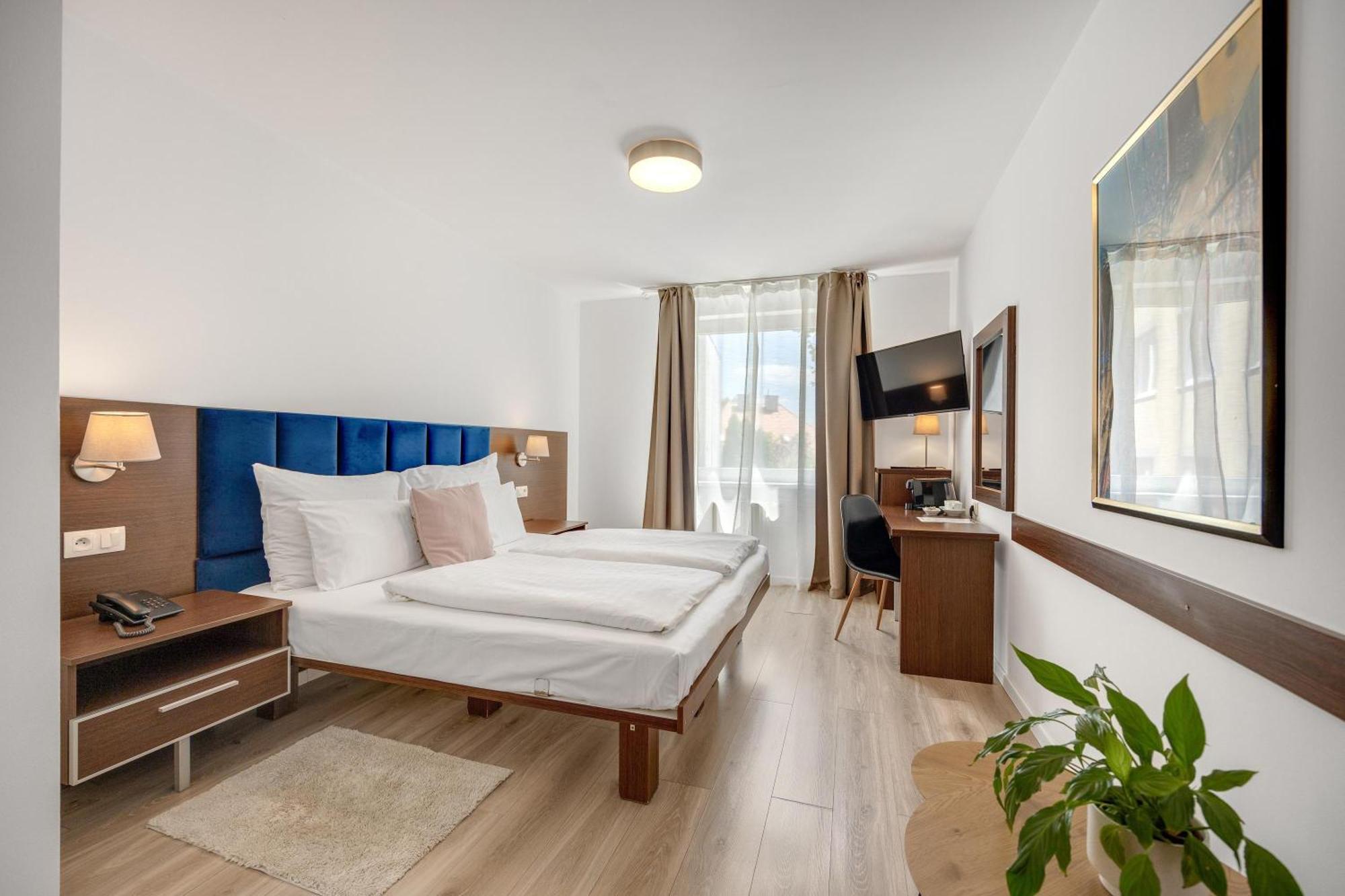 Antares Hotel 4*