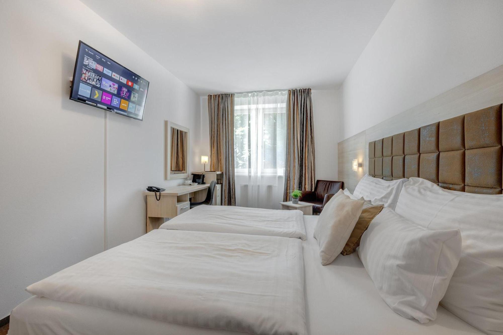 Antares Hotel 4*