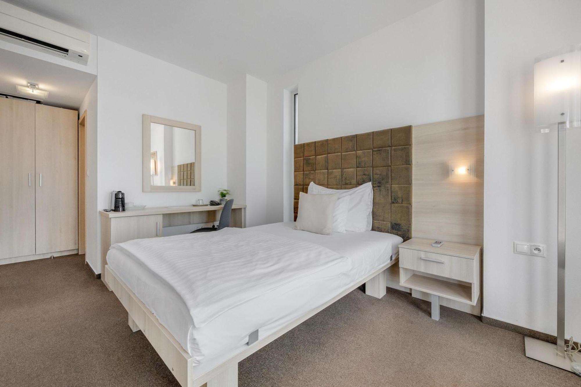 Antares Hotel 4*