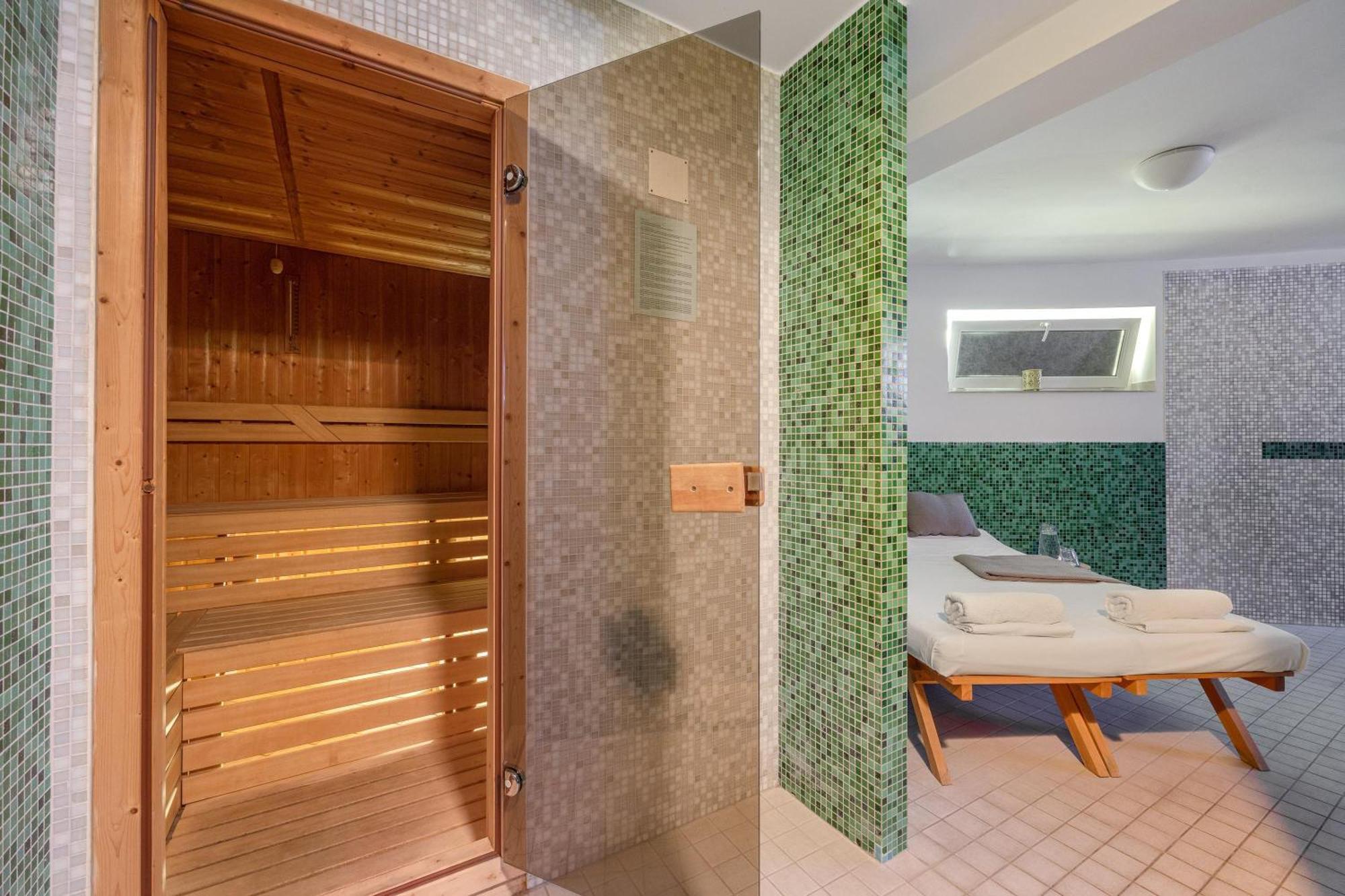 Hotel Antares