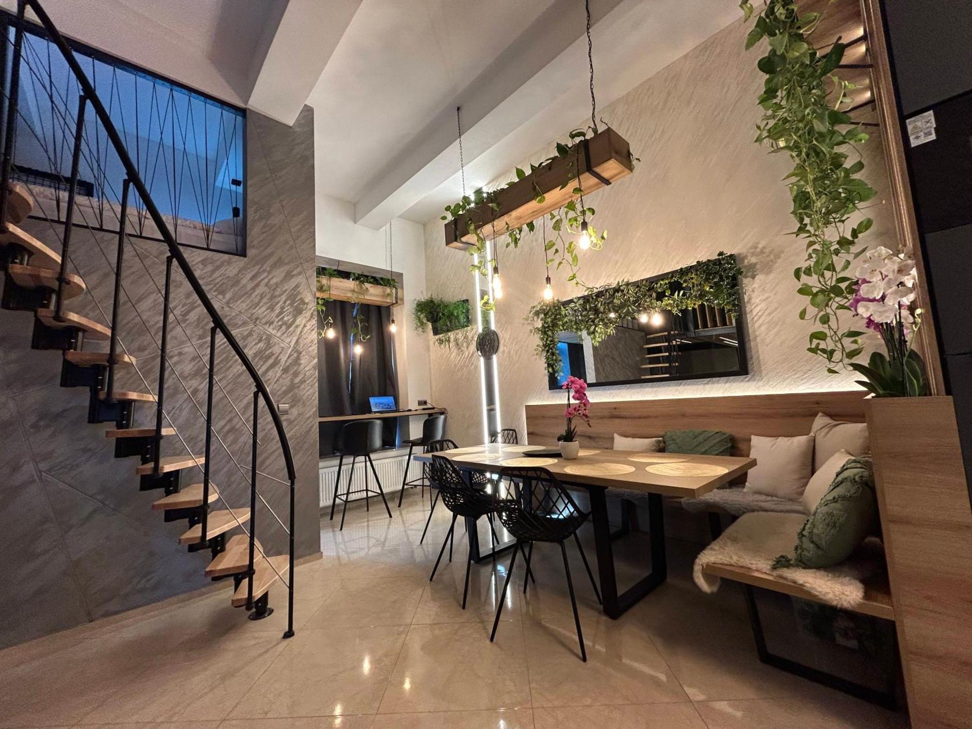 Leo Free Parking - President Palace Apartment *