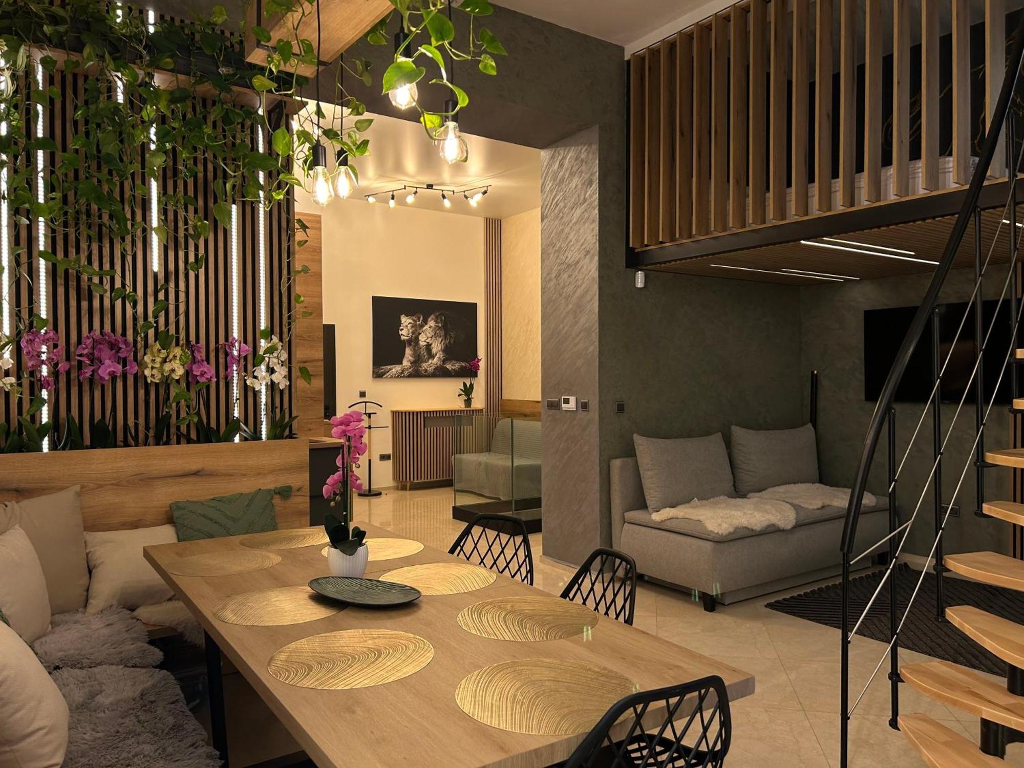 Leo Free Parking - President Palace Apartment Pressburg