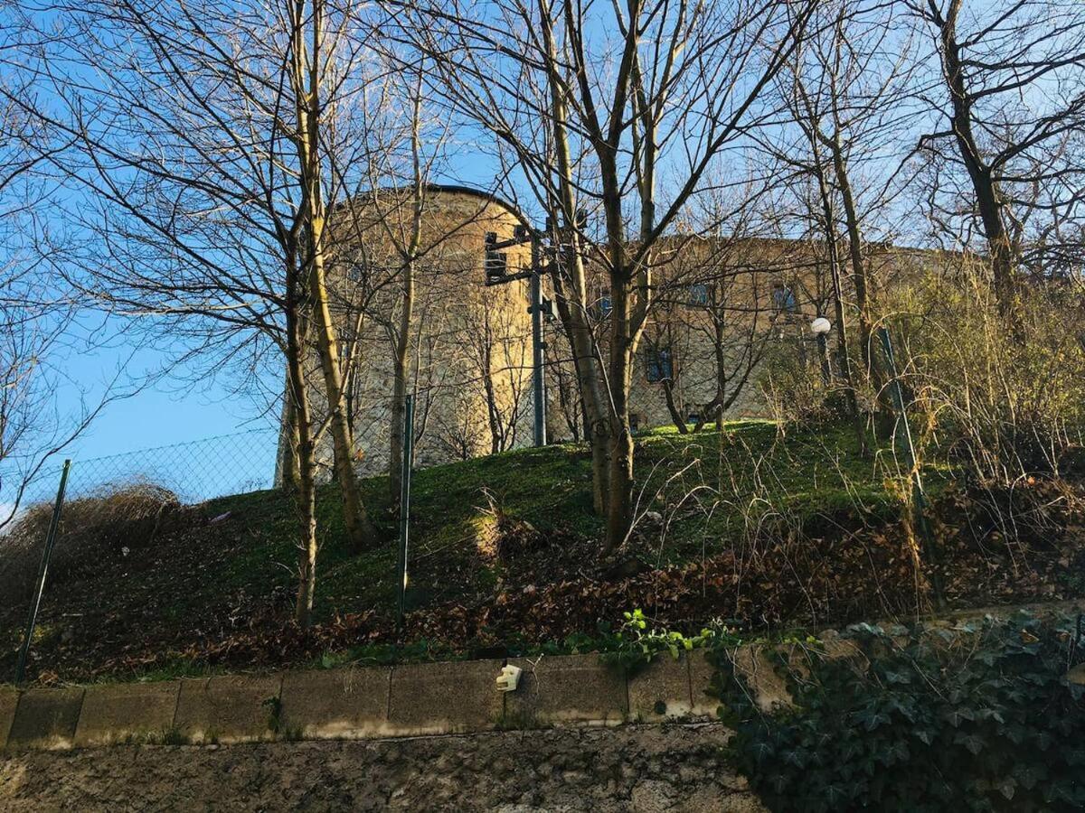 Stylish Next To Castle, Location Apartment *