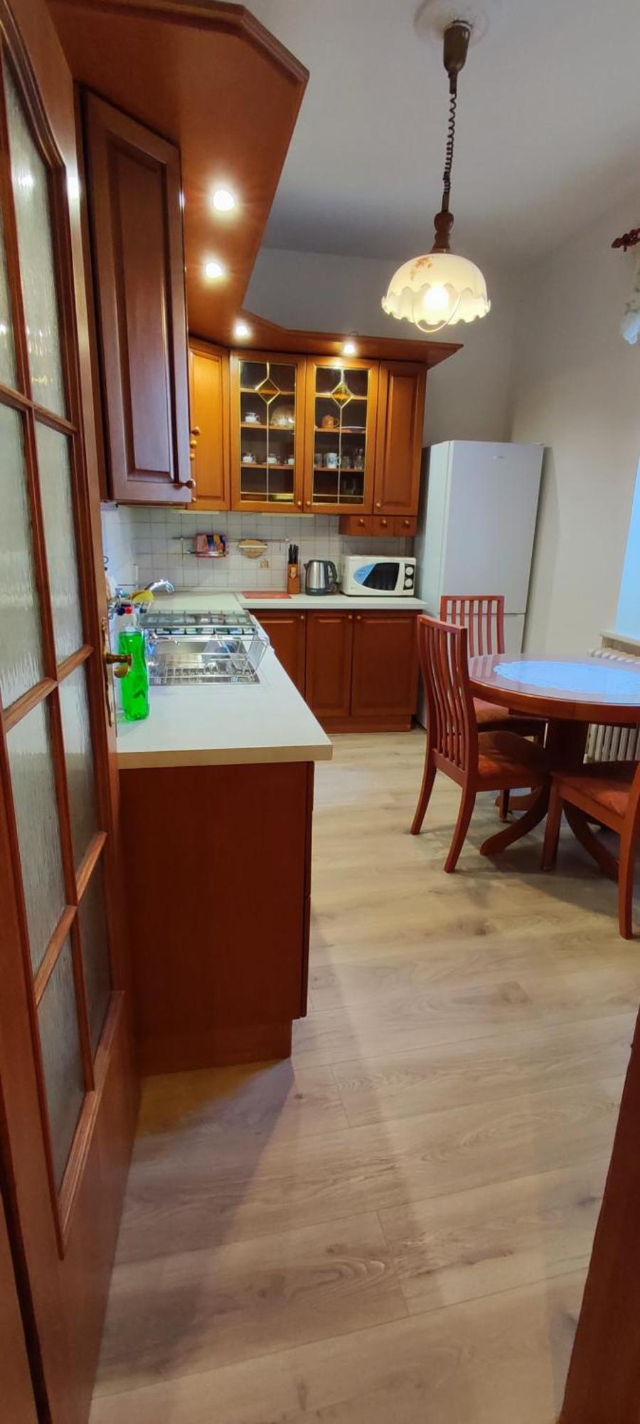 - - Robotnicka Apartment