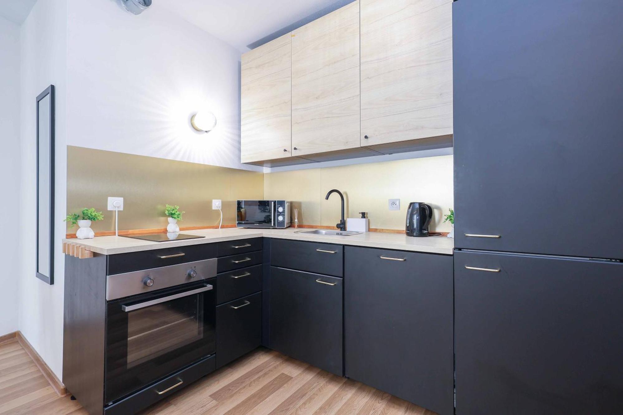 Adamick Place In City Centre With Free Parking Apartment *