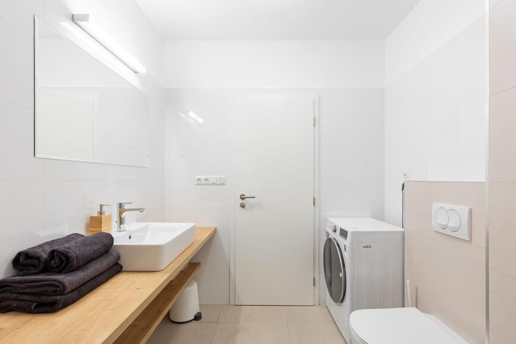 Haven Beskydska Street Getaway * Pressburg