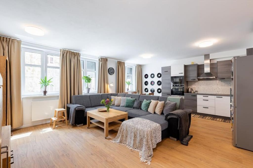 Haven Beskydska Street Getaway Apartment