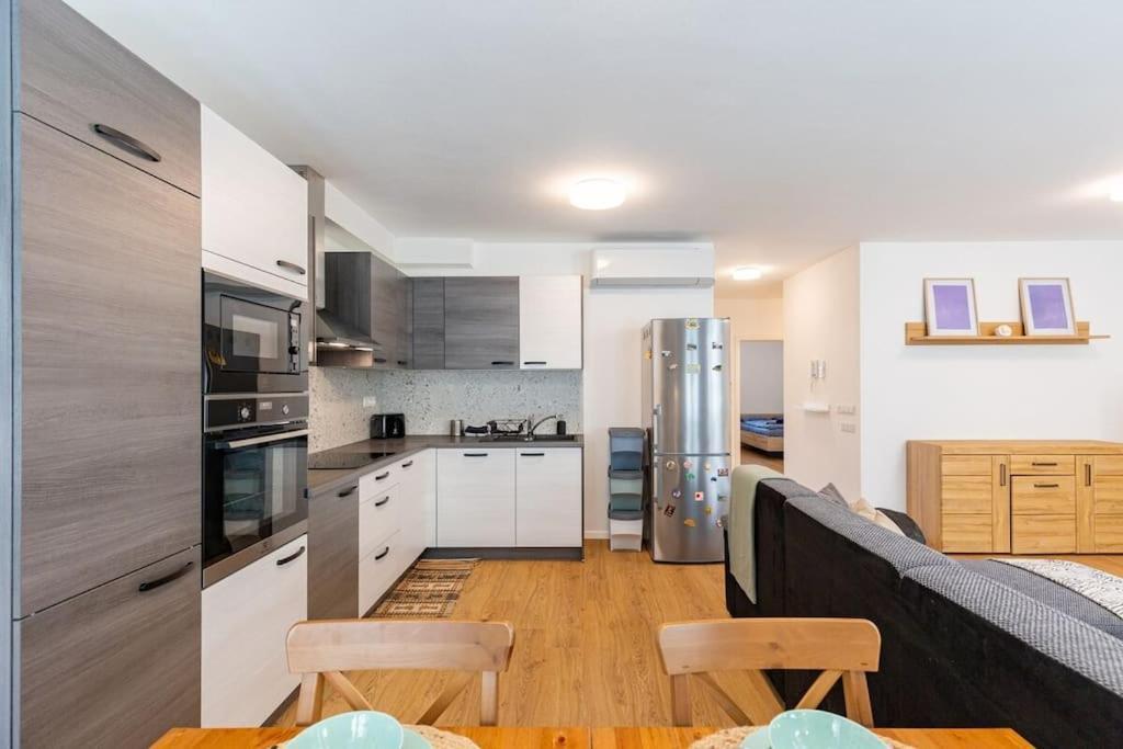 Haven Beskydska Street Getaway Apartment Bratislava