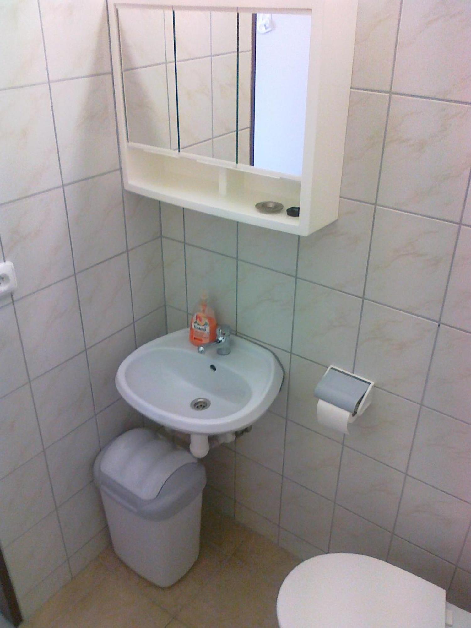 Einsteinova Petrzalka Station Homestay *
