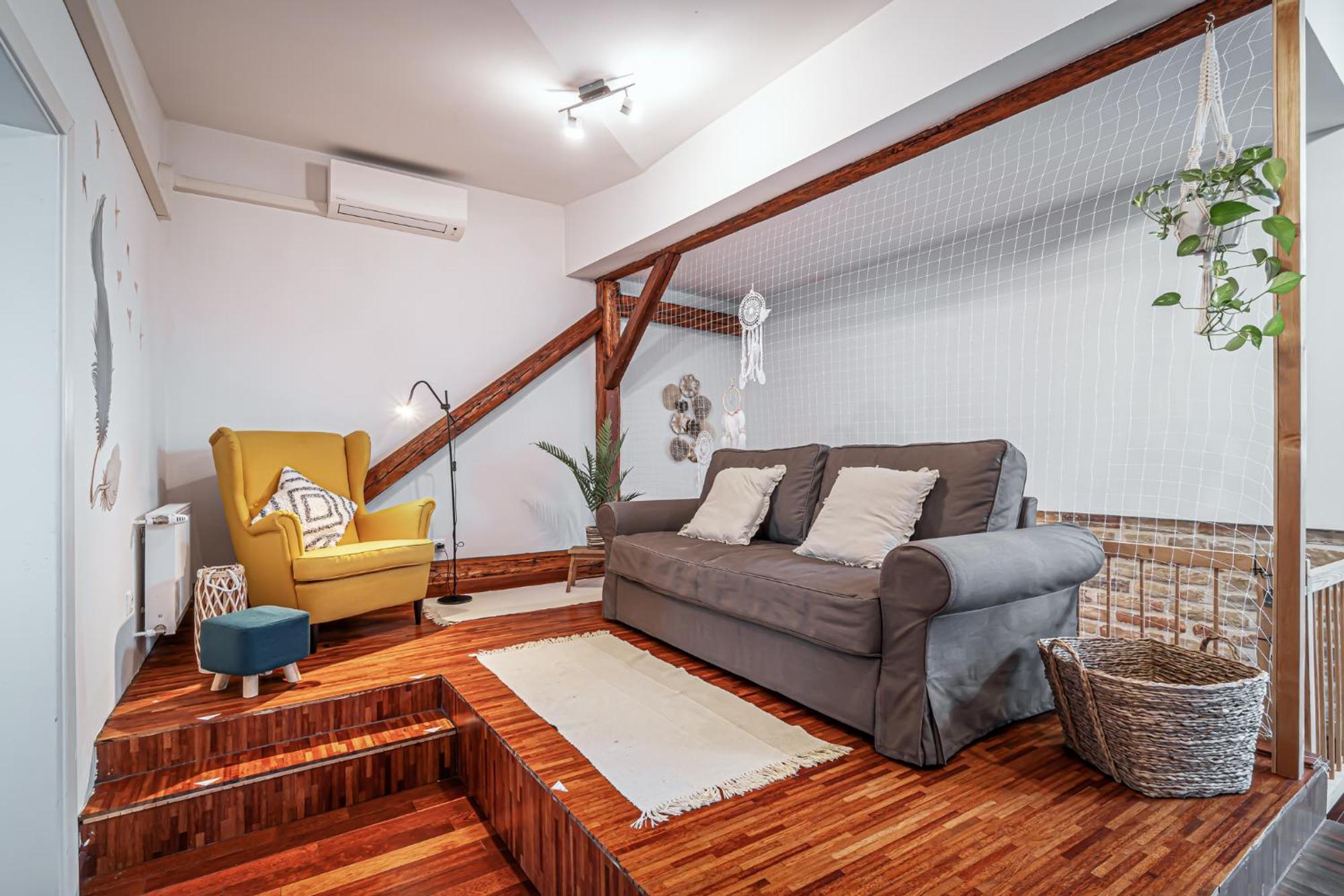 Apartment Beautiful And Romantic Penthouse With Two Terraces Bratislava