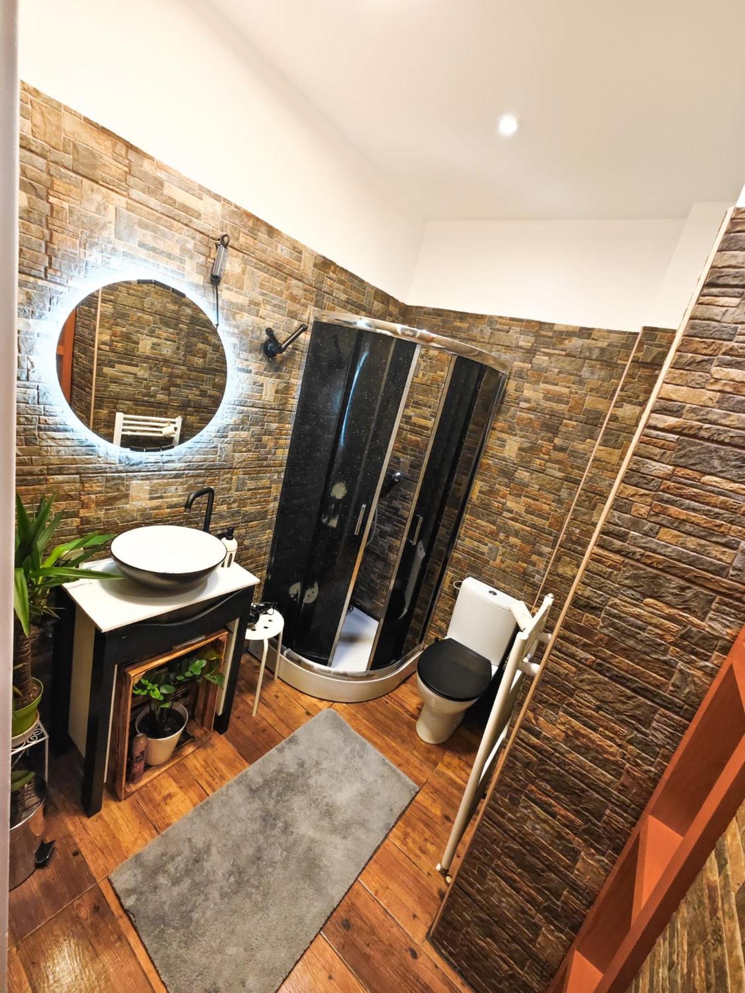 Central Quirky Apartment Bratislava