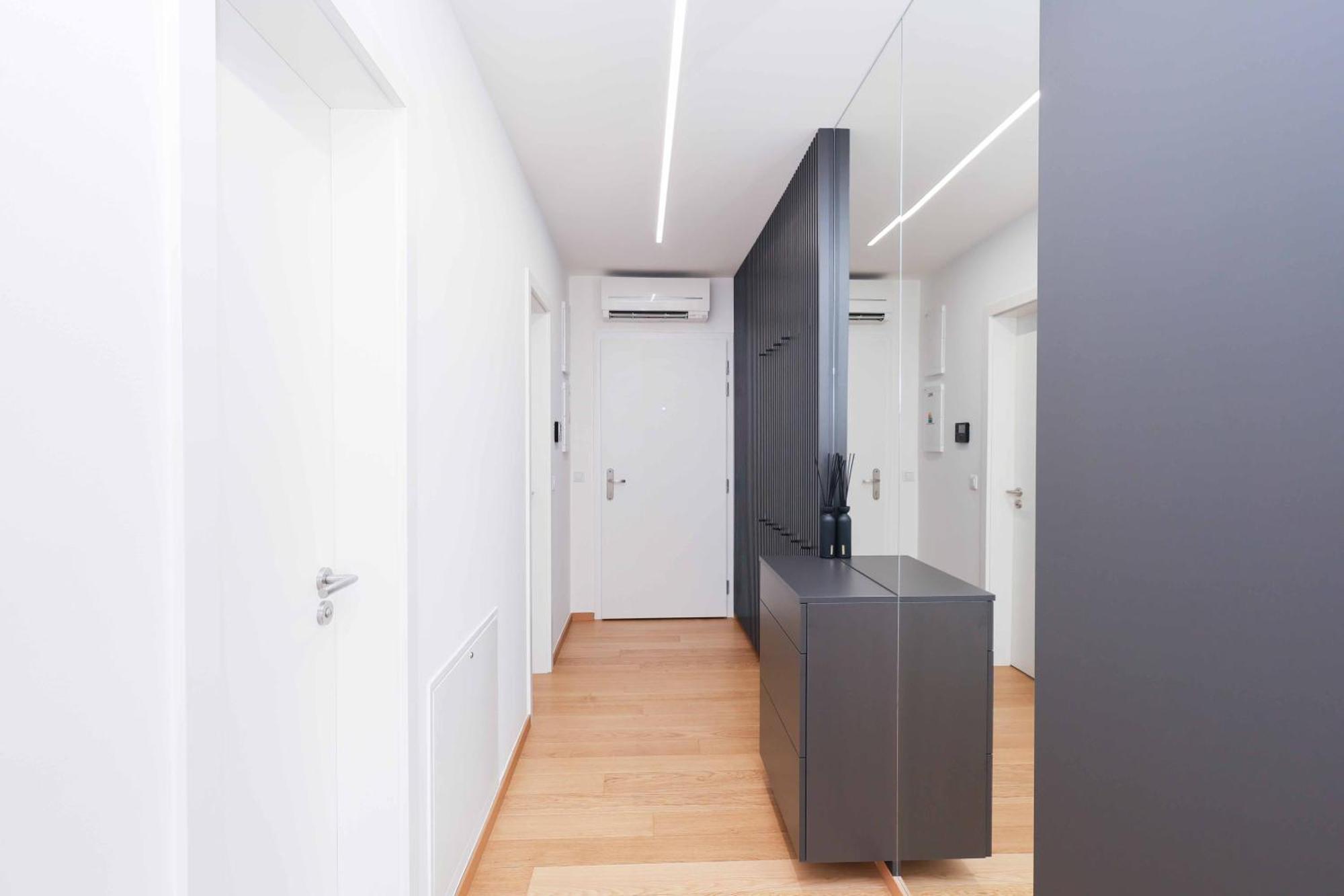 Downtown Luxe Retreat- Konventna * Bratislava
